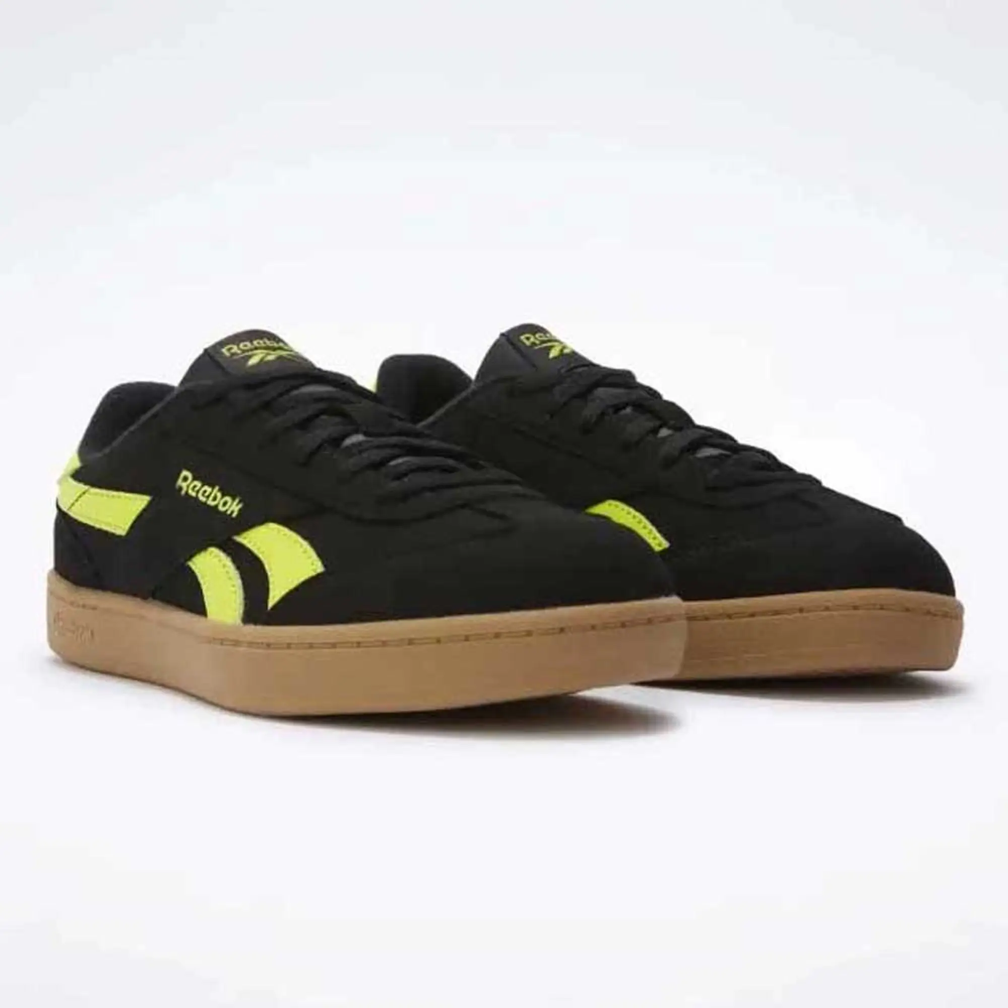 Reebok Smash Edge Junior Trainers