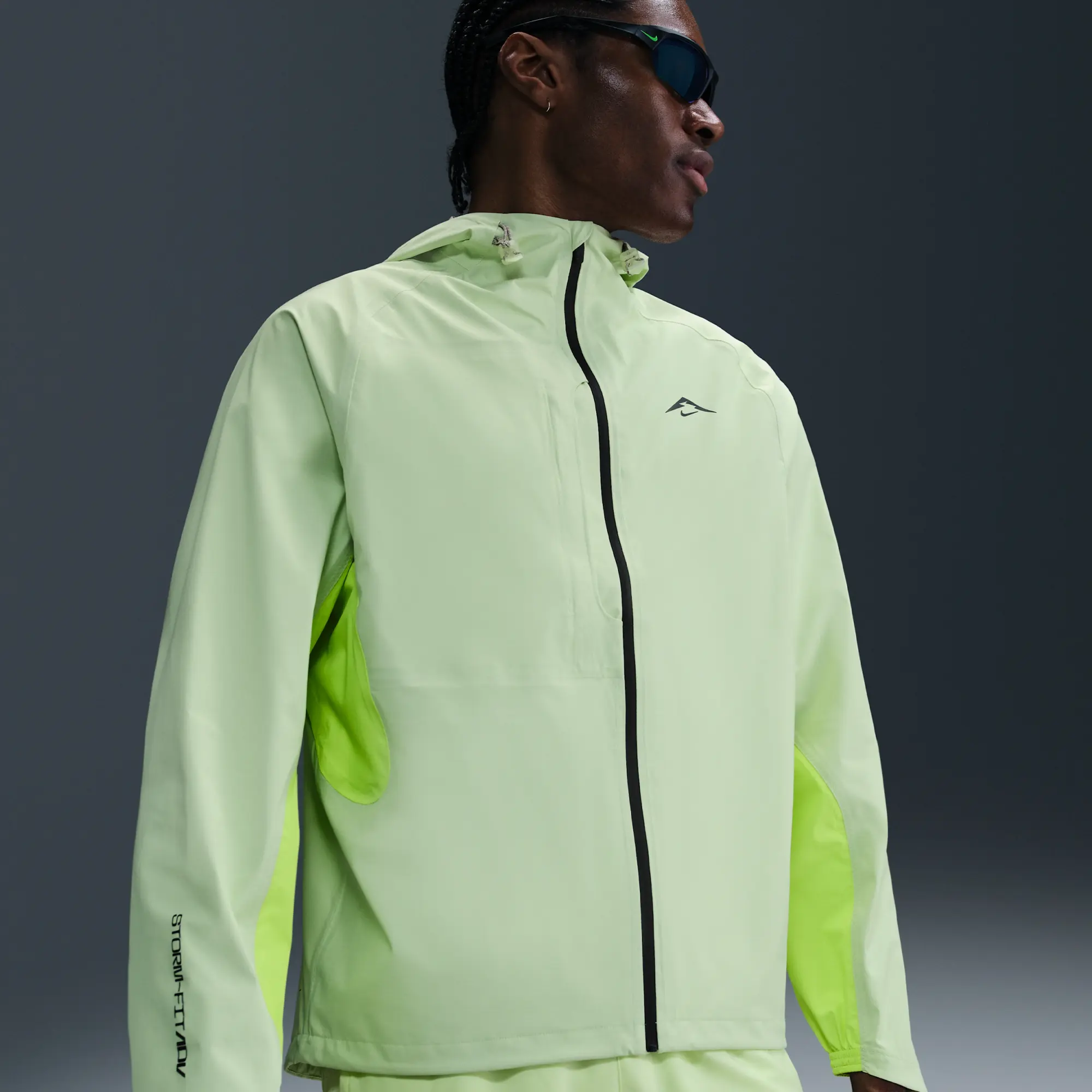 Nike Cosmic Peaks Men's Storm-FIT ADV Running Jacket - Yellow - Recycled Nylon Minimum