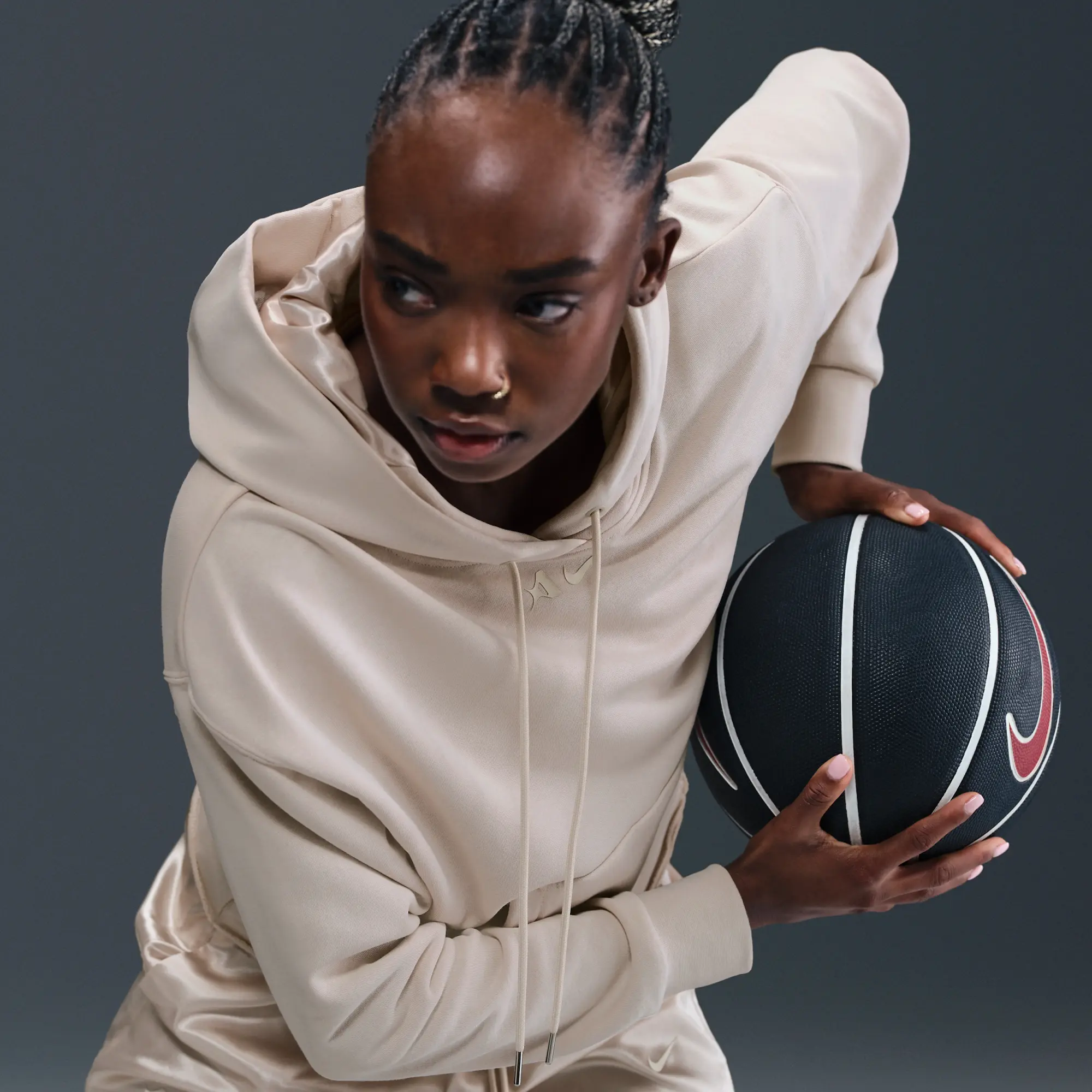Nike A'ja Wilson Women's Oversized Cropped Basketball Hoodie - Grey - Fleece