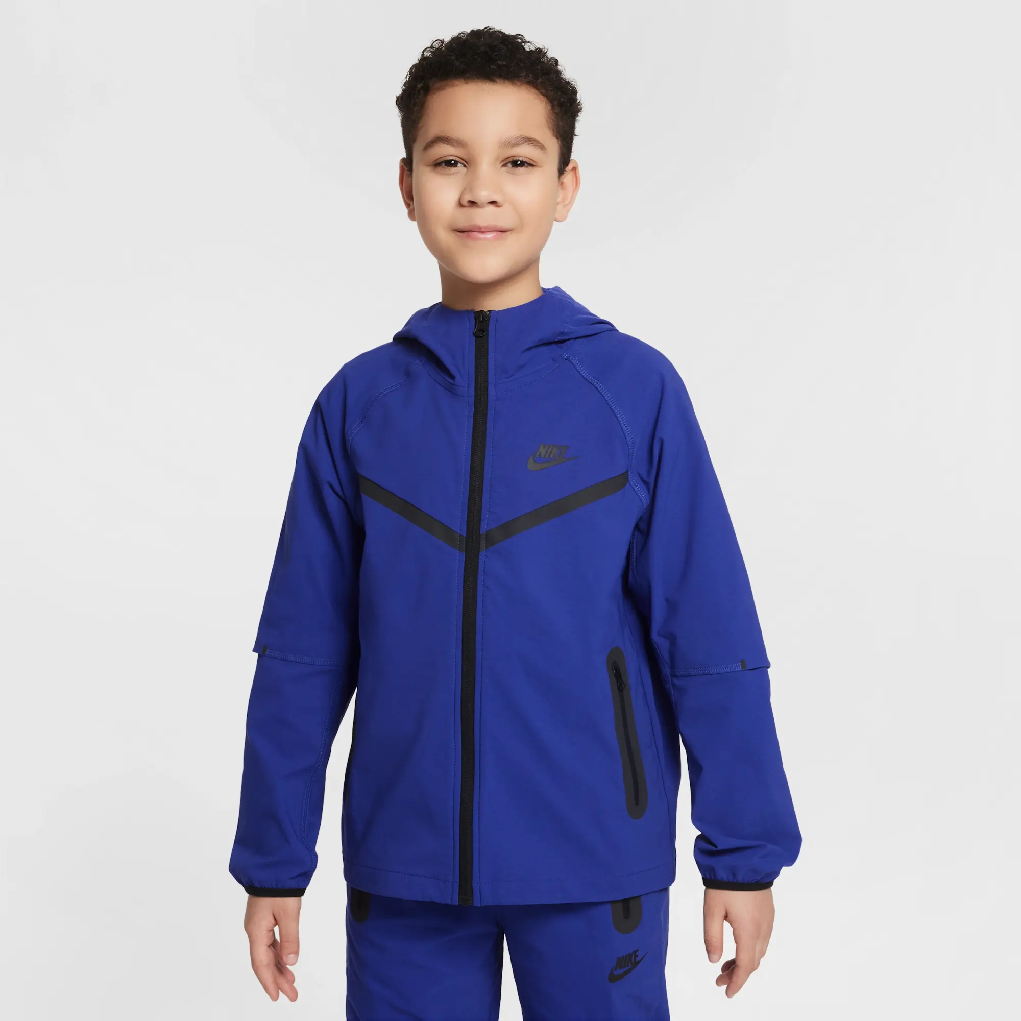 Nike Tech Older Kids' (Boys') Woven Jacket - Purple