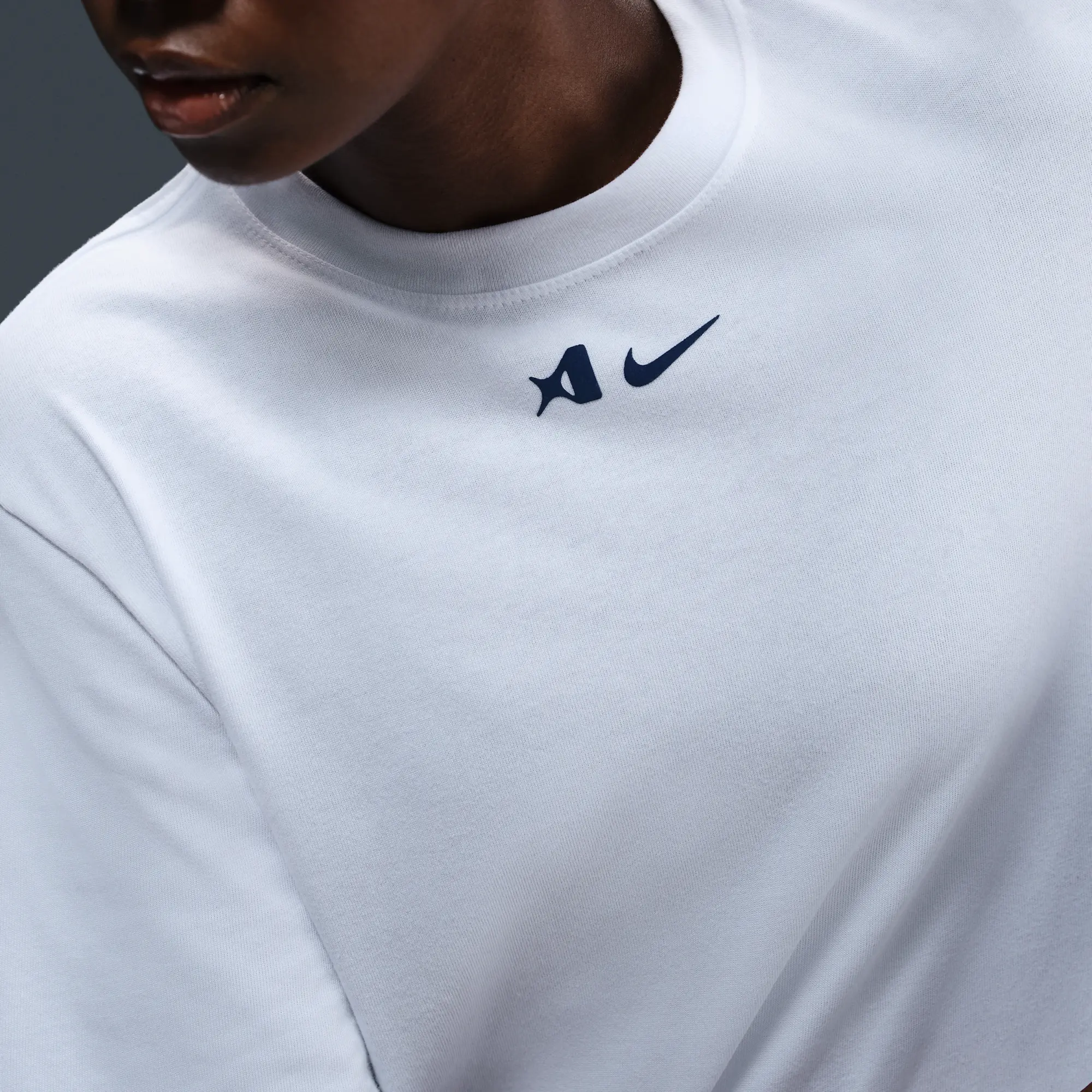 Nike A'ja Wilson Women's Loose Short-Sleeve T-Shirt - White