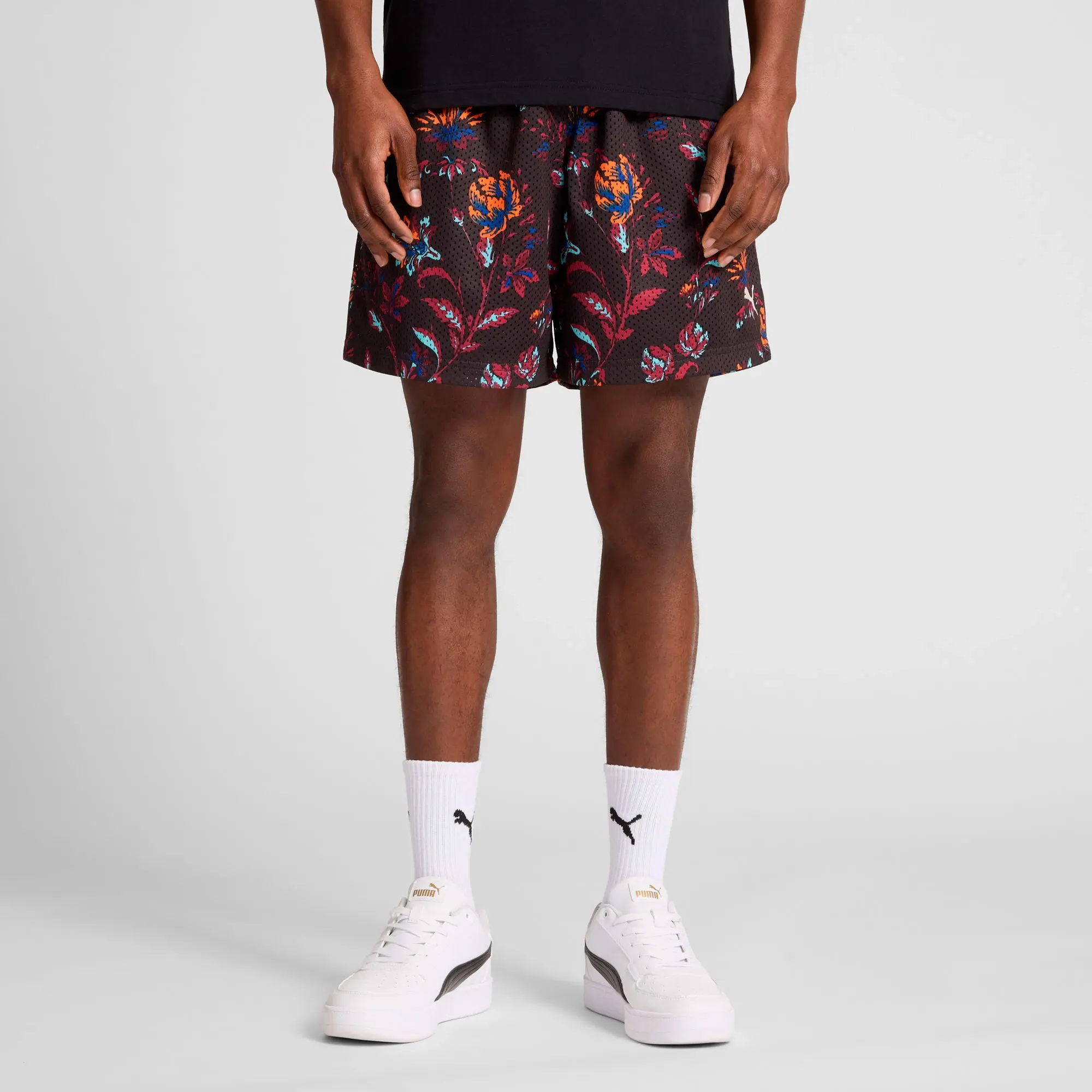 PUMA Floral Sport Graphic 6" Shorts Men, Black, size Large