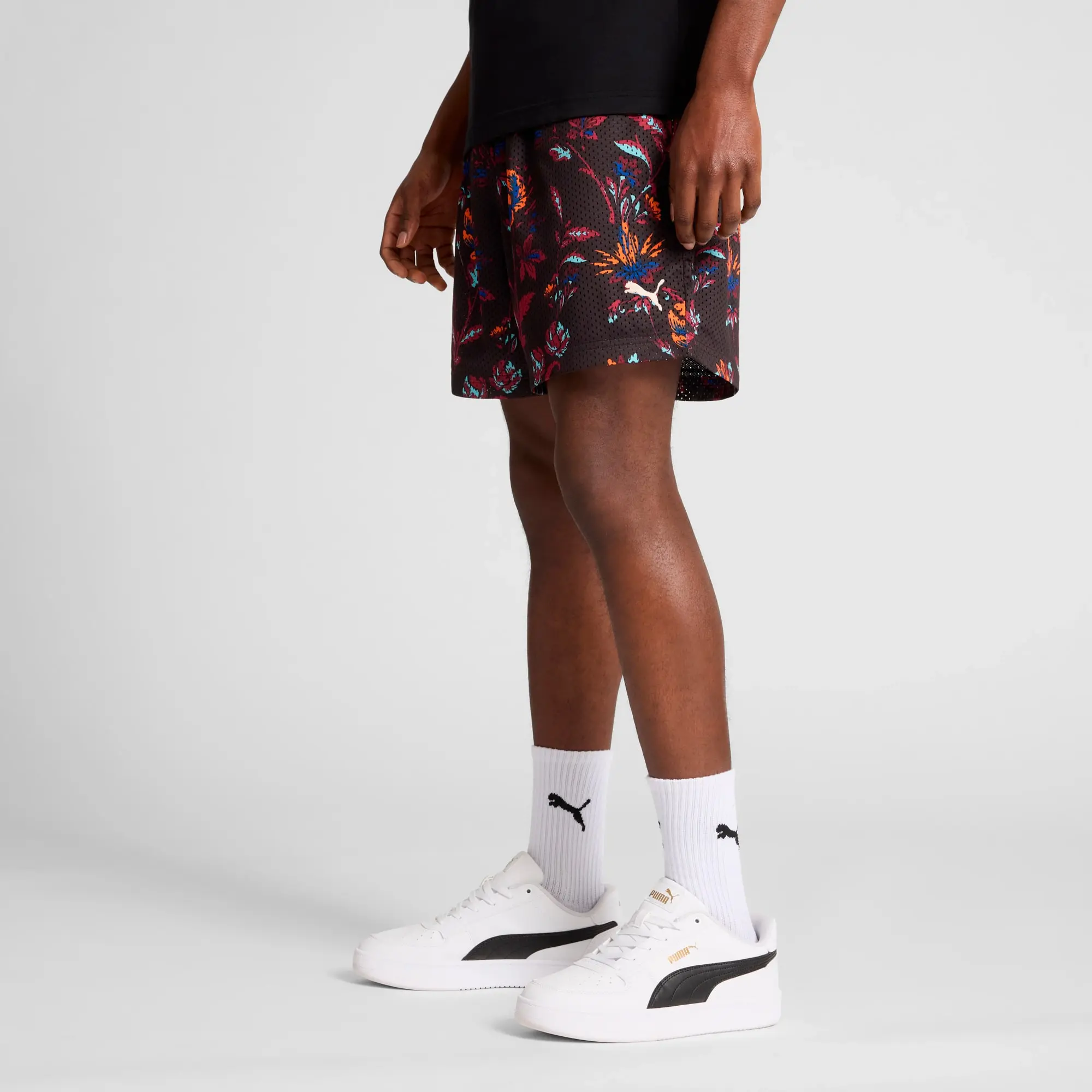 PUMA Floral Sport Graphic 6" Shorts Men, Black, size Large