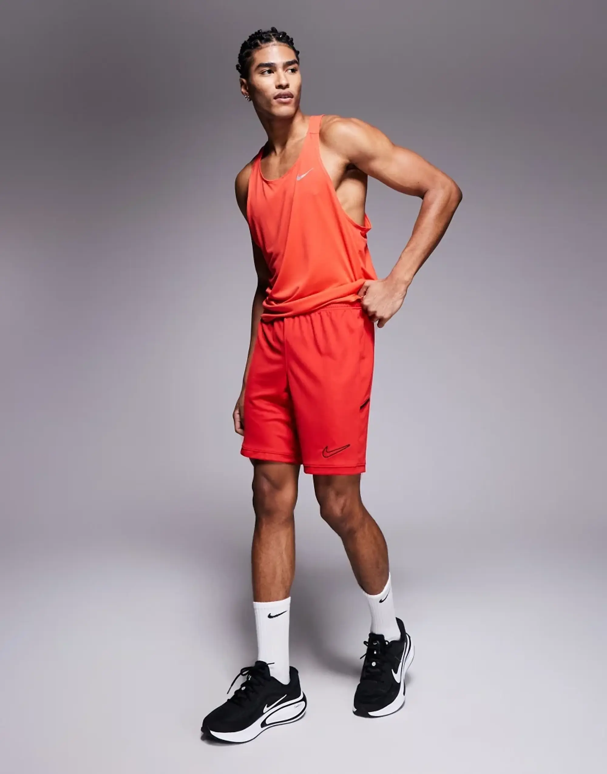 Men's Nike Academy Shorts in Red/Black 