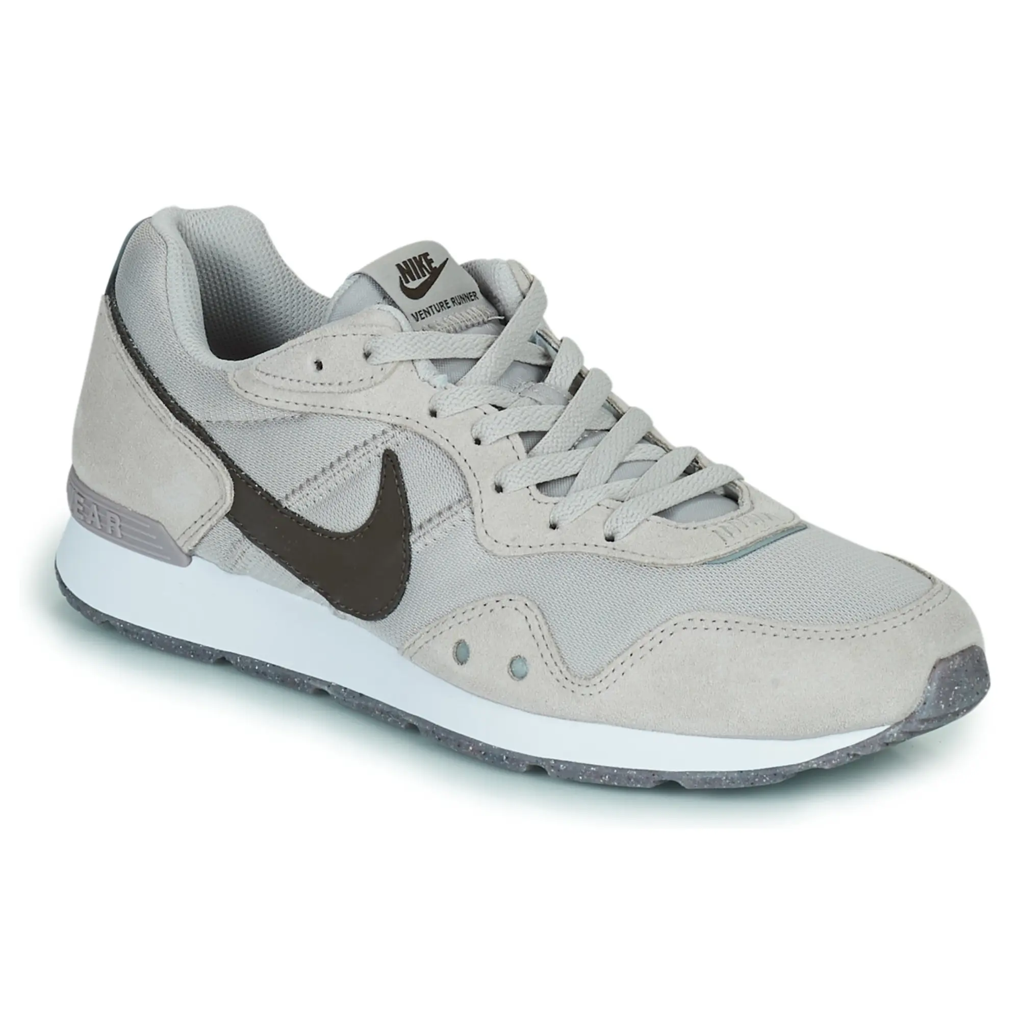 Nike  Nike Venture Runner  men's Shoes (Trainers) in Grey
