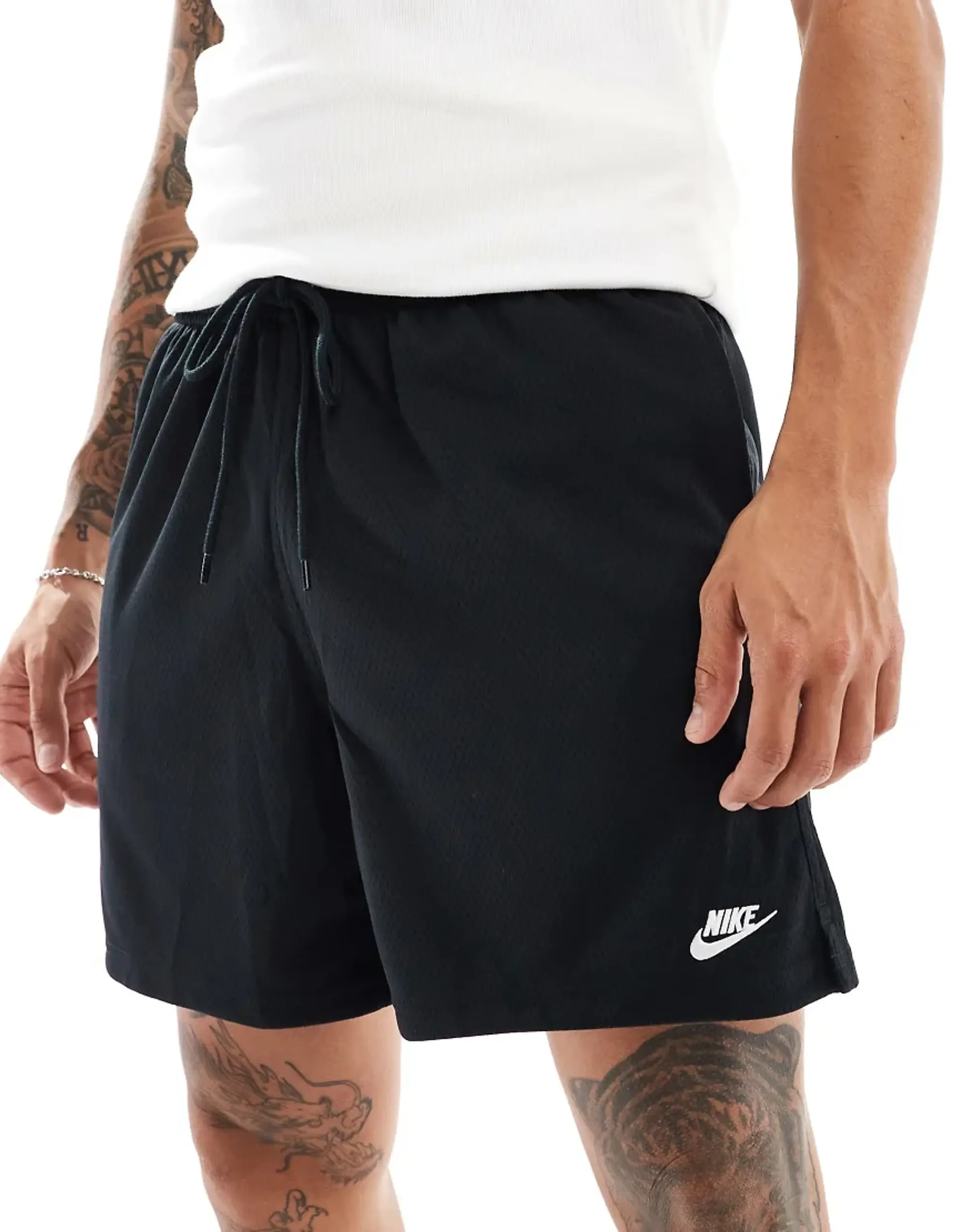 Club Mesh Flow Shorts