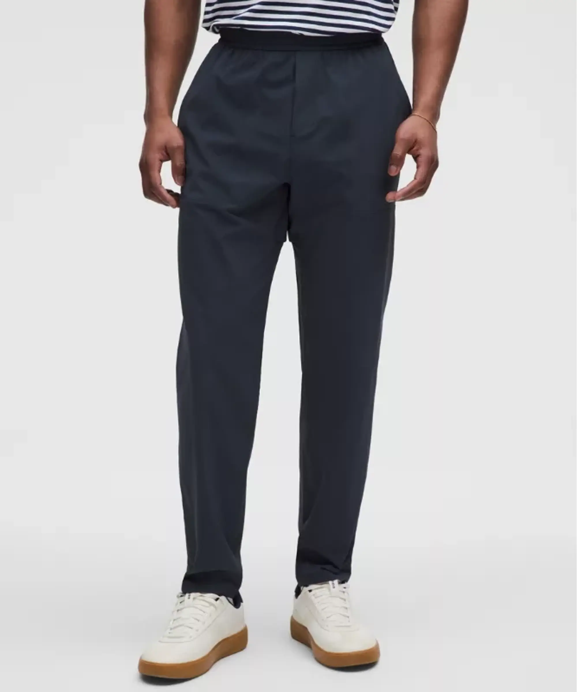 lululemon – Men's Pull-On Classic-Fit Trousers 30L – Color Blue – Size L