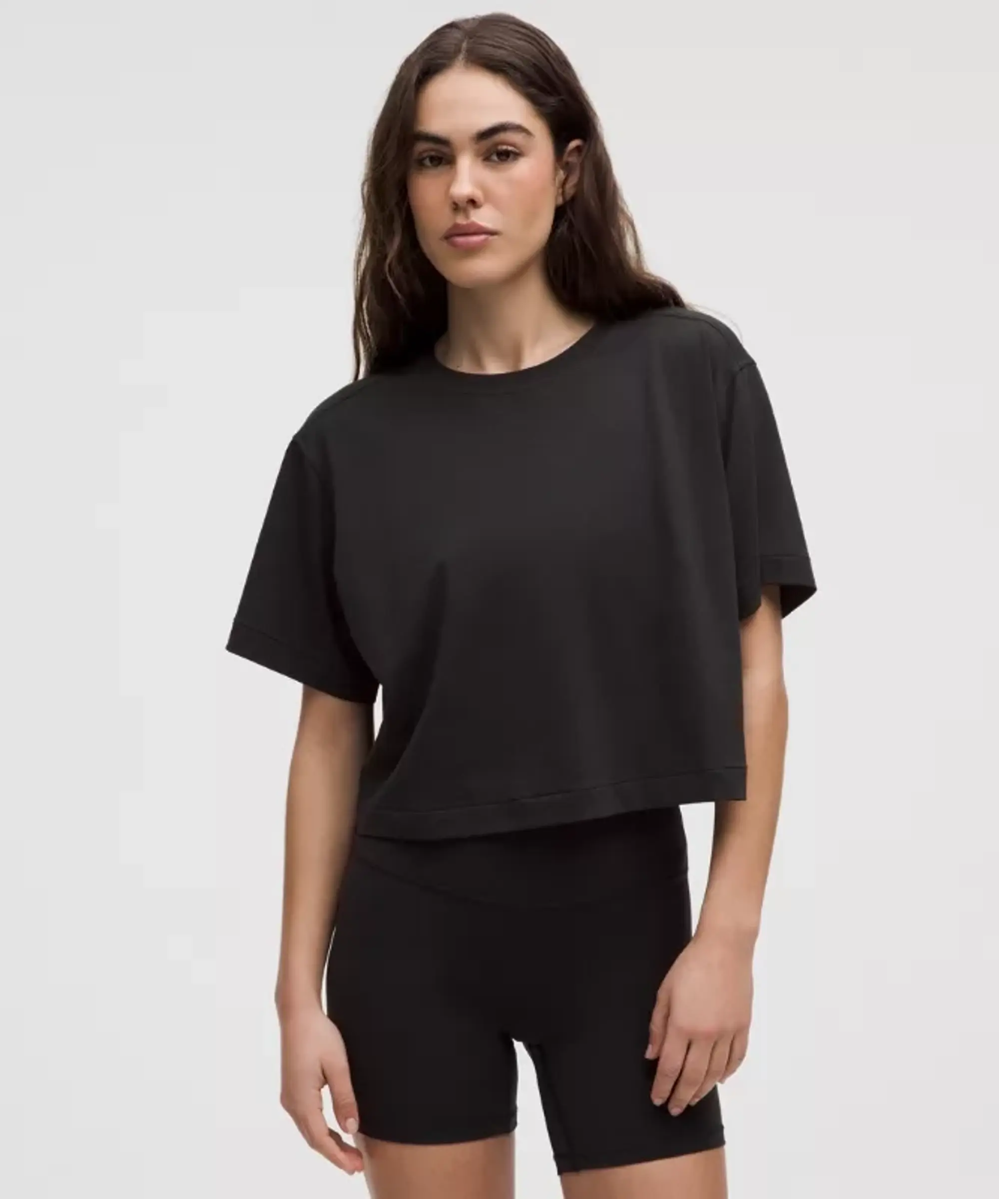 lululemon – Women's All Yours Organic Cropped T-Shirt – Color Black – Size L
