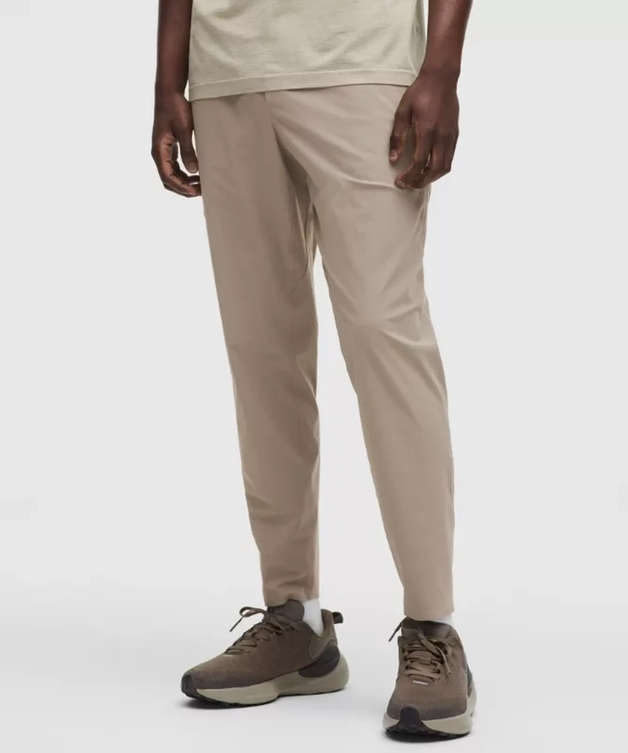 lululemon – Men's Pace Breaker Trousers Regular – Color Grey/Khaki – Size L