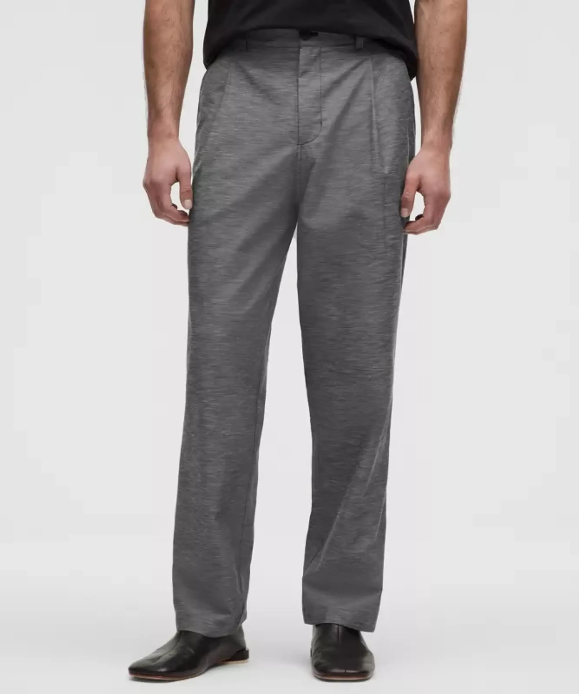 lululemon – Men's LuluLinen Pleated Trousers Regular – Color Black – Size 28