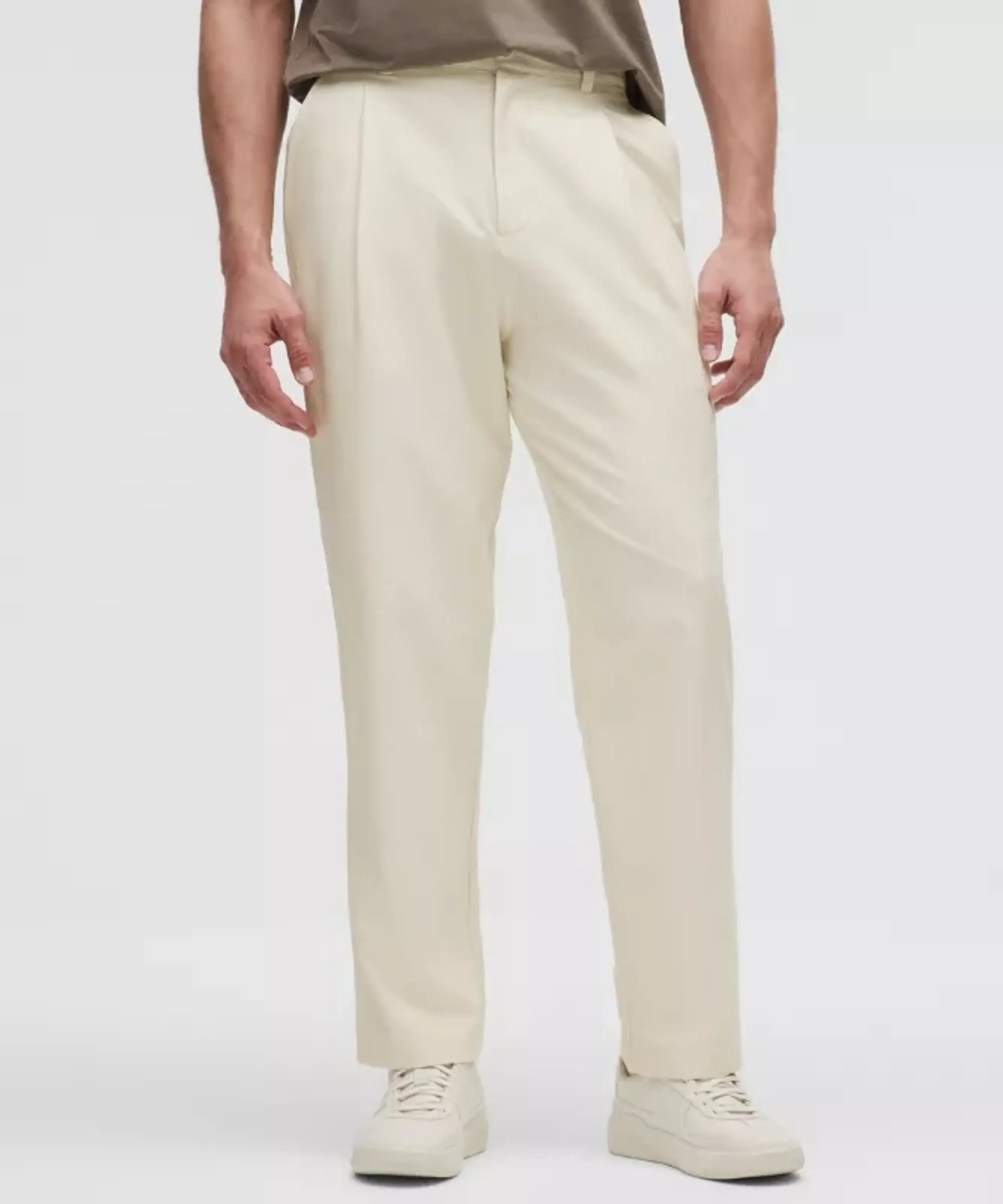 lululemon – Men's LuluLinen Pleated Trousers Regular – Color White – Size 28