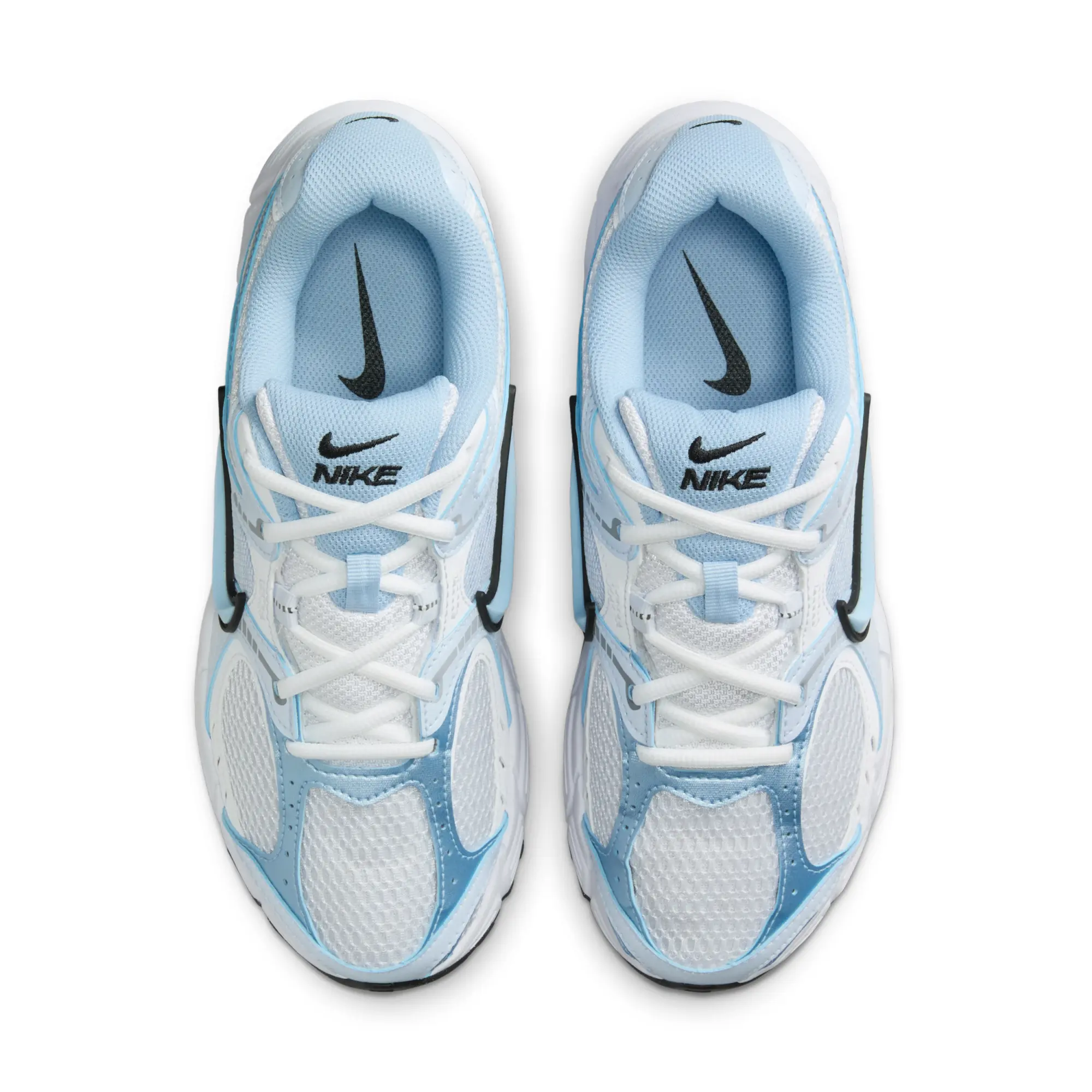 Nike V5 RNR Women's Shoes - Grey - Sustainable Materials
