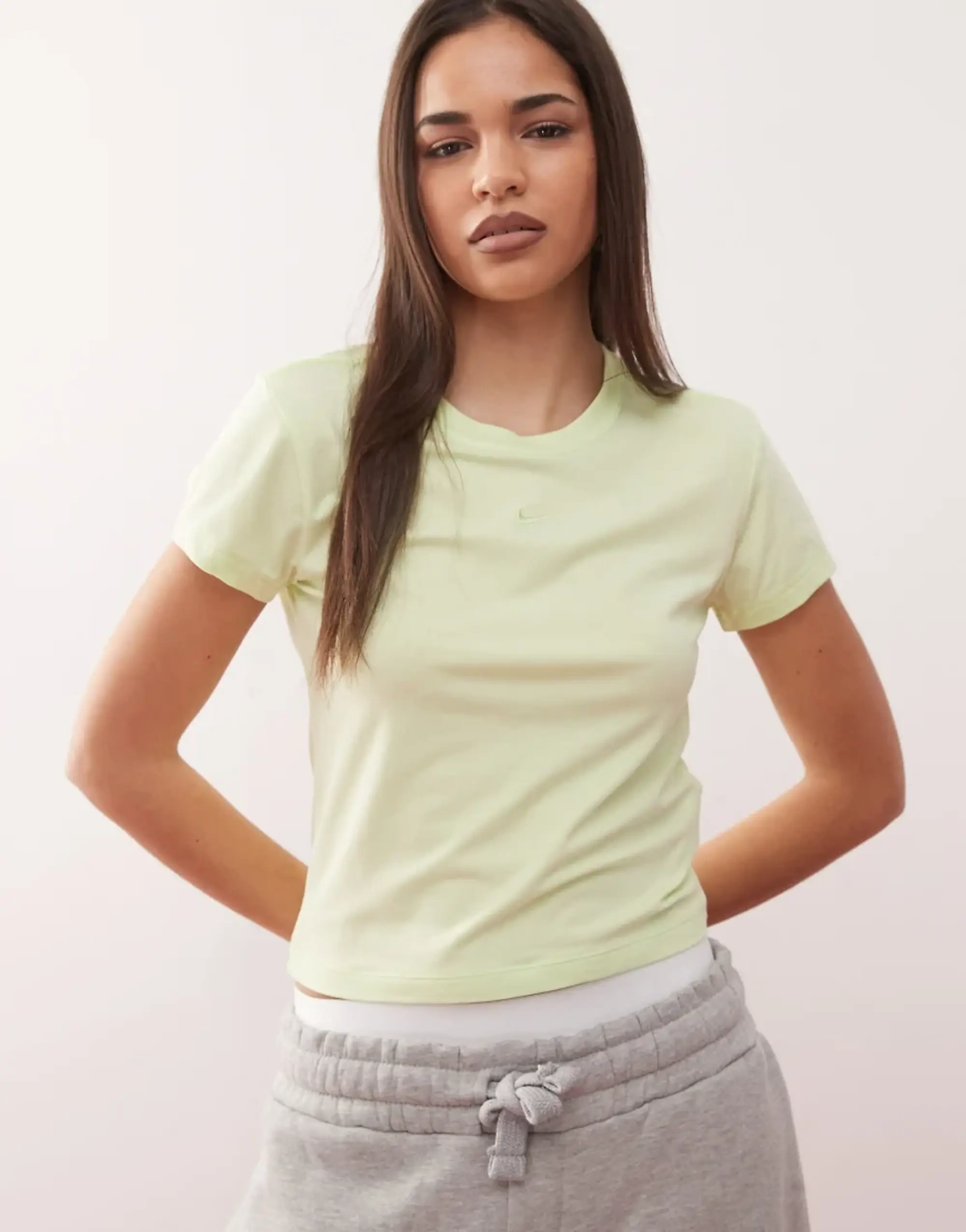 Nike Chill Baby Cropped T-Shirt In Lime Green