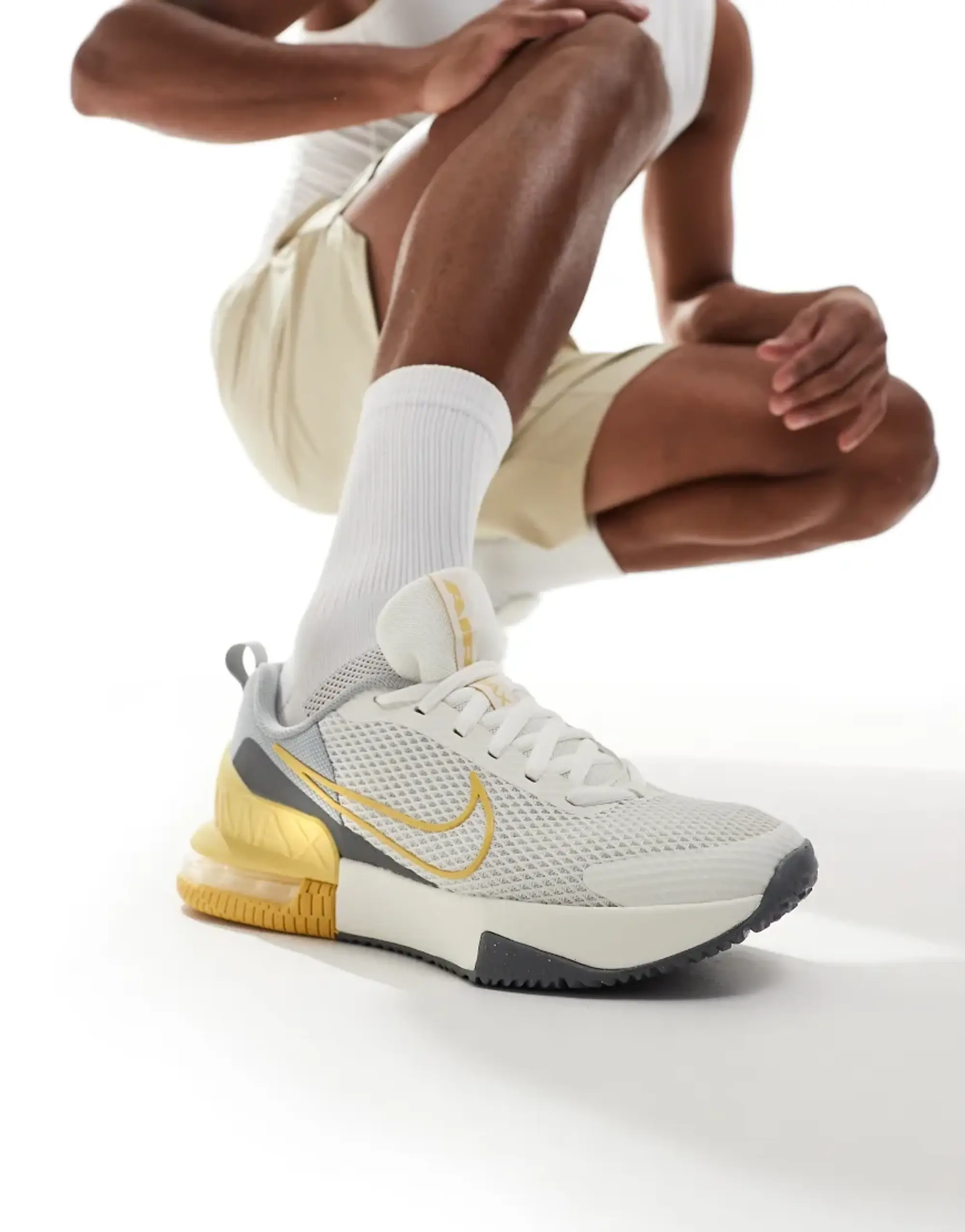 Nike Training Air Max Alpha 6 Trainers In White And Yellow
