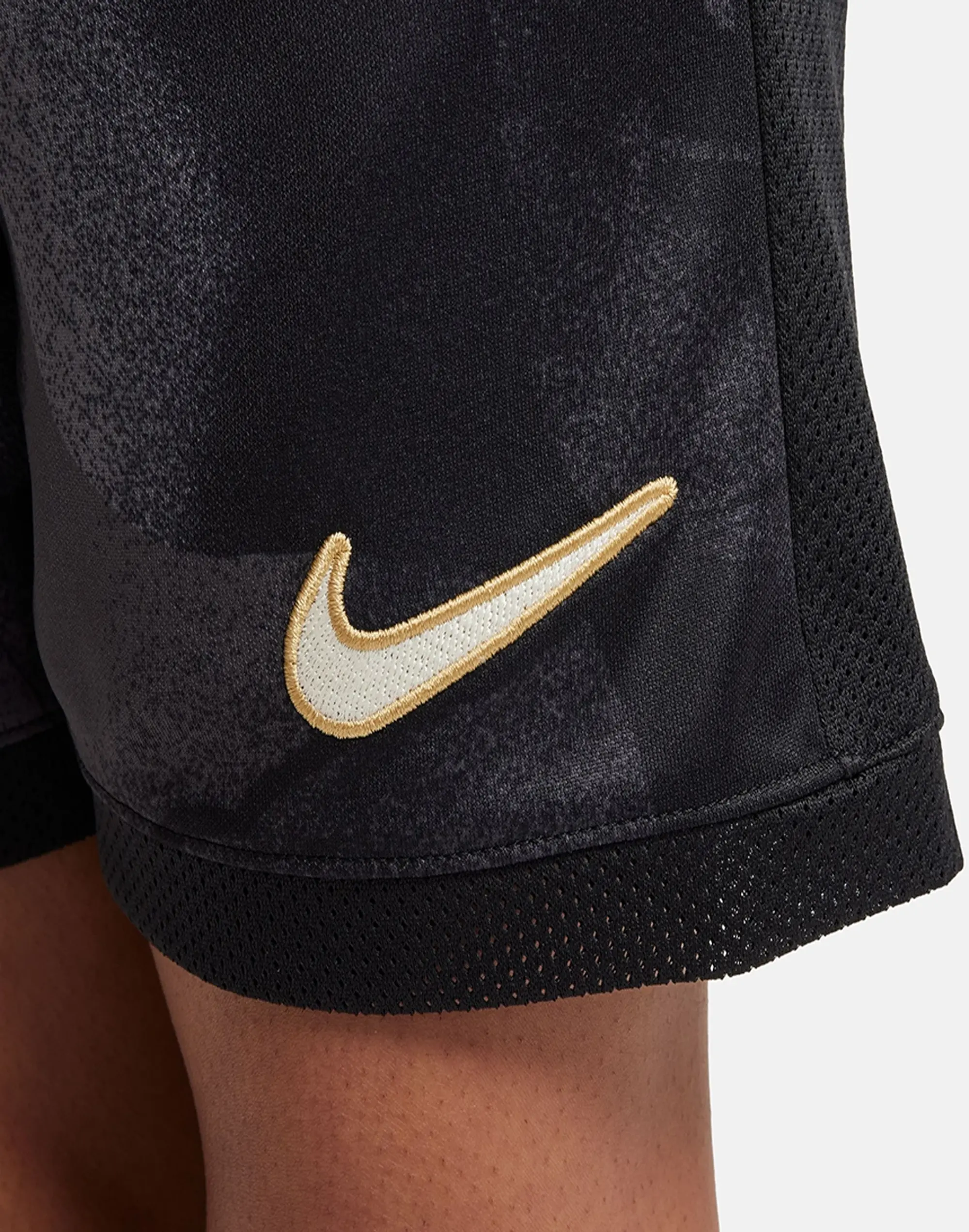 Nike Older Kids Academy Shorts in Black/White 
