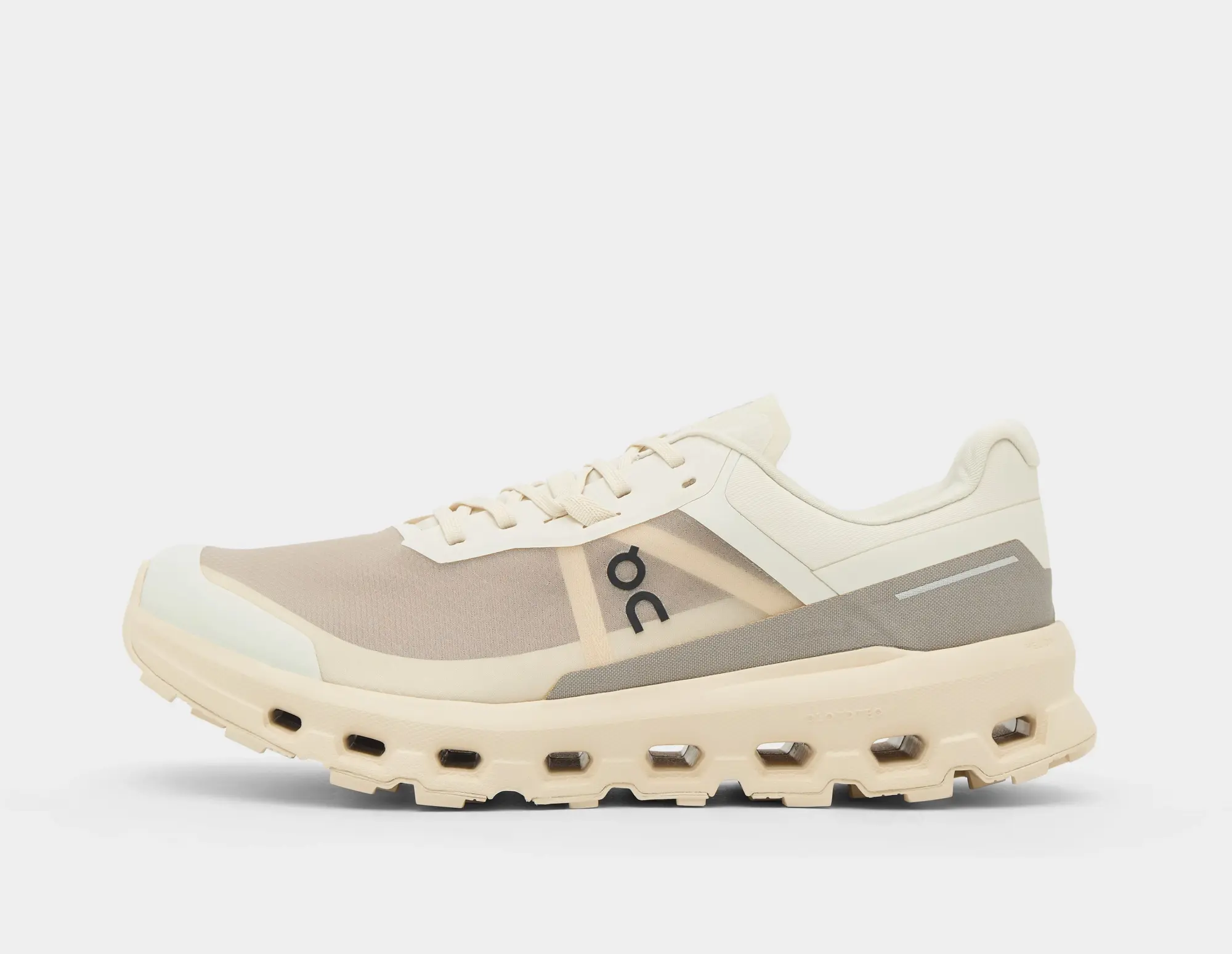 ON Cloudvista Men Shoes - White