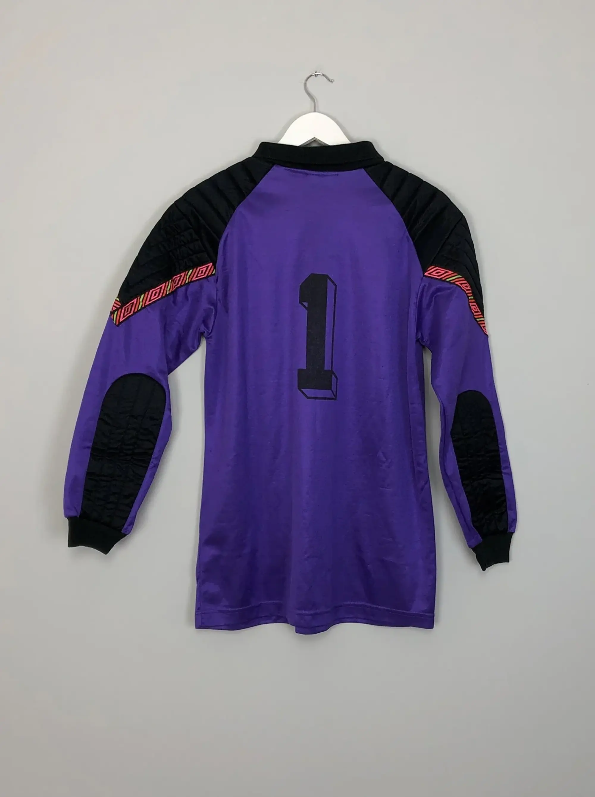 1988/90 UMBRO #1 GK TEMPLATE SHIRT (L) | Cult Kits