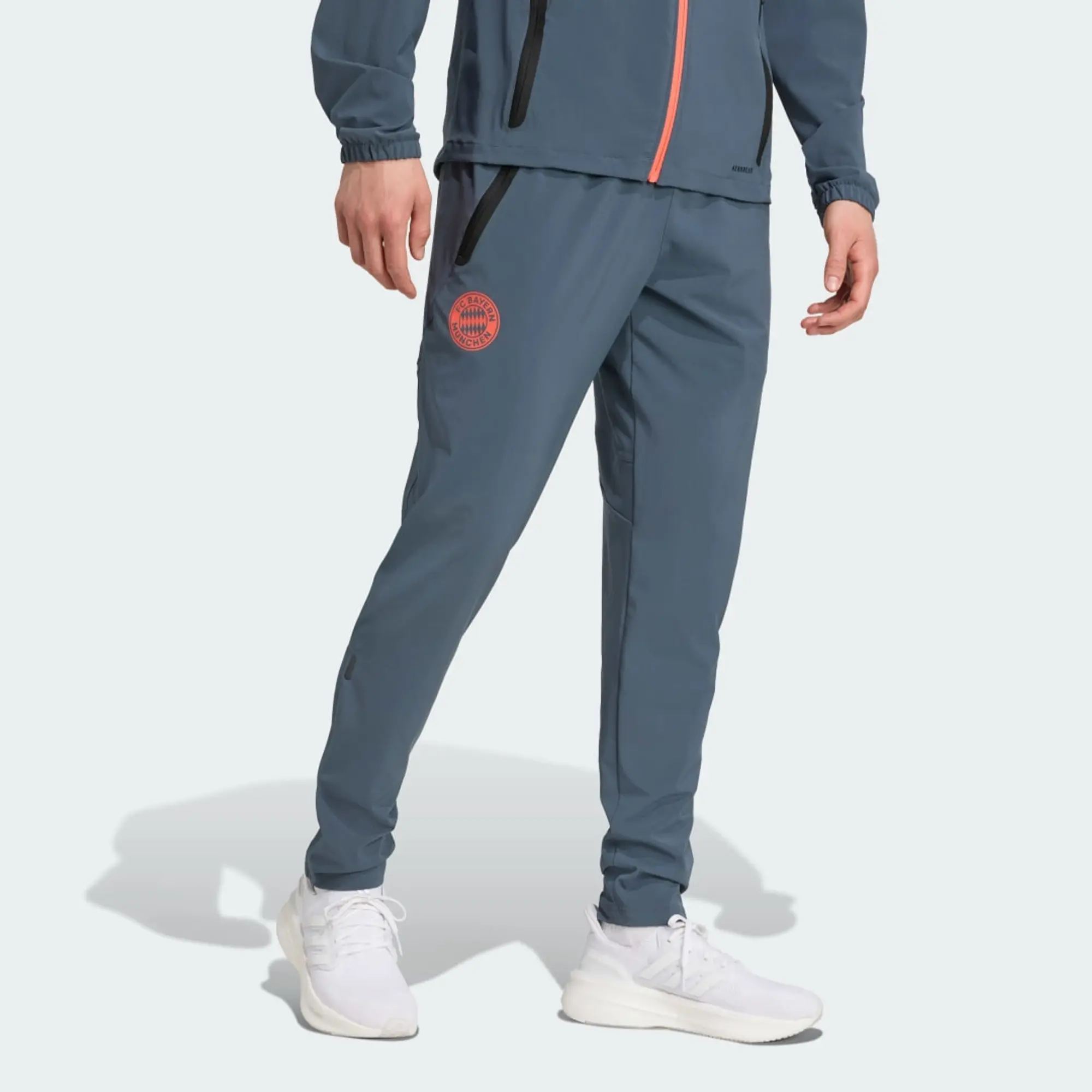 adidas FC Bayern Tiro 25 Competition Vis Tech Travel Pants