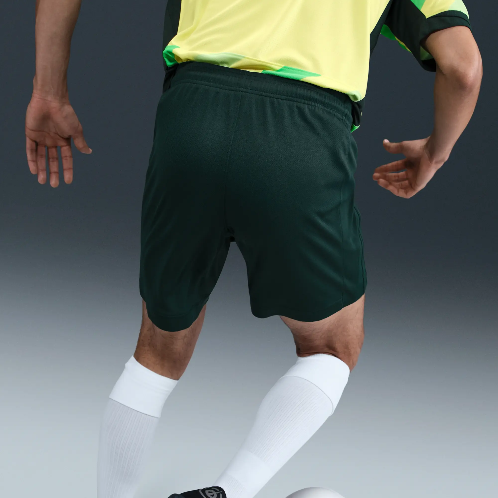 Australia 2025/26 Stadium Home Men's Nike Dri-FIT Football Replica Shorts - Green - Polyester