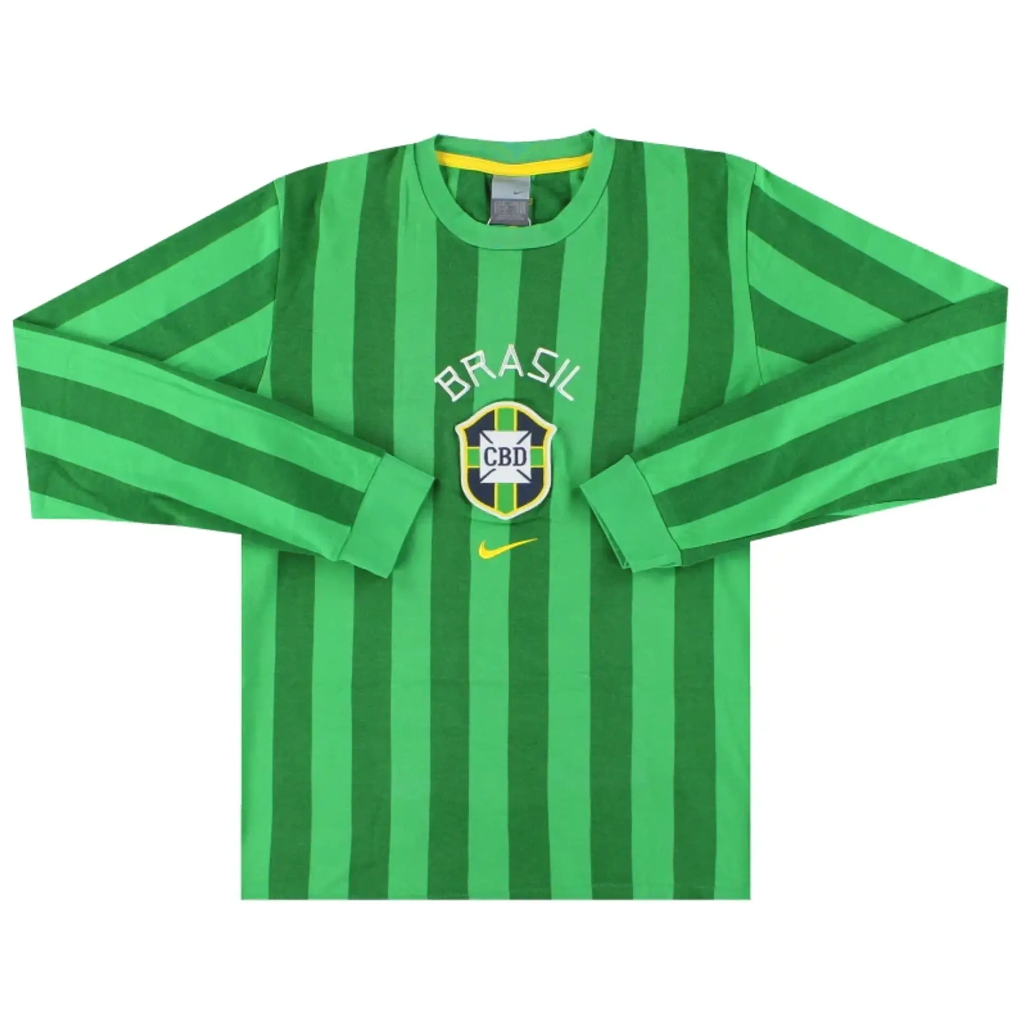 2002-03 Brazil Nike Tee L/S *As New* M - Brazil / As New / Medium