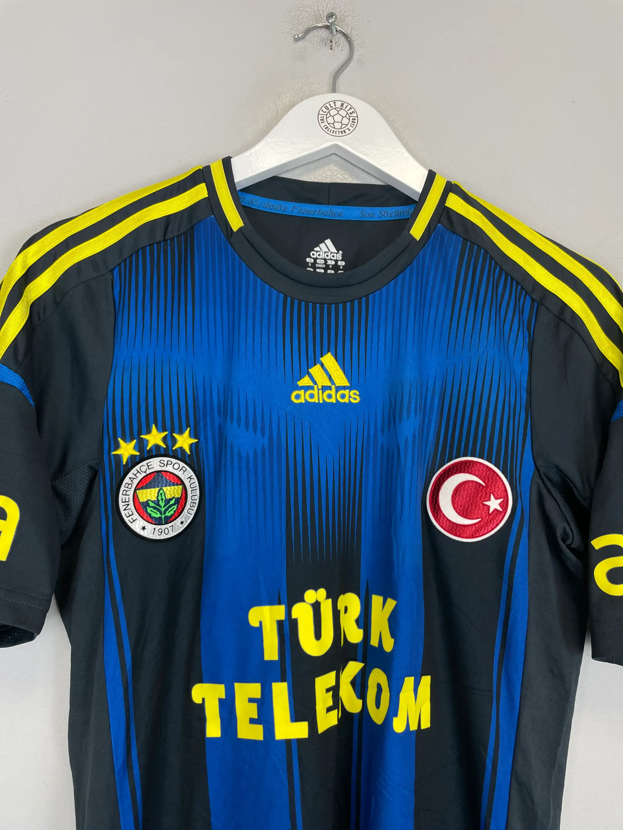 2000/01 YUGOSLAVIA HOME SHIRT (XL) ADIDAS | Cult Kits