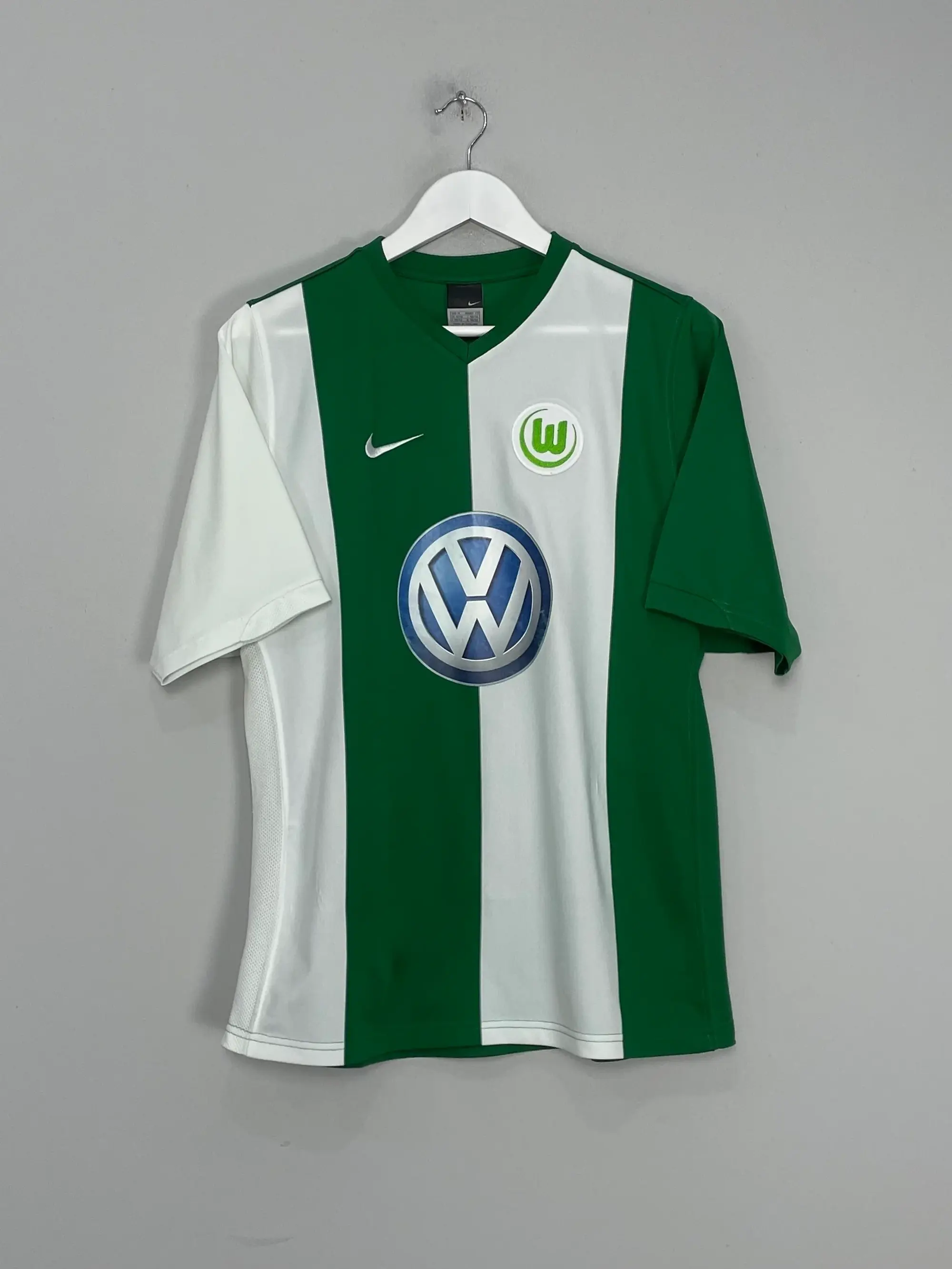 CULT KITS - 2006/07 WOLFSBURG HOME SHIRT (M) NIKE