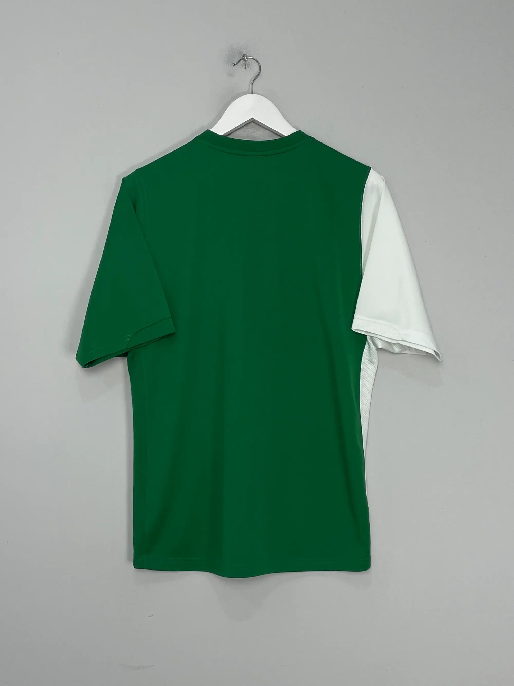 CULT KITS - 2006/07 WOLFSBURG HOME SHIRT (M) NIKE