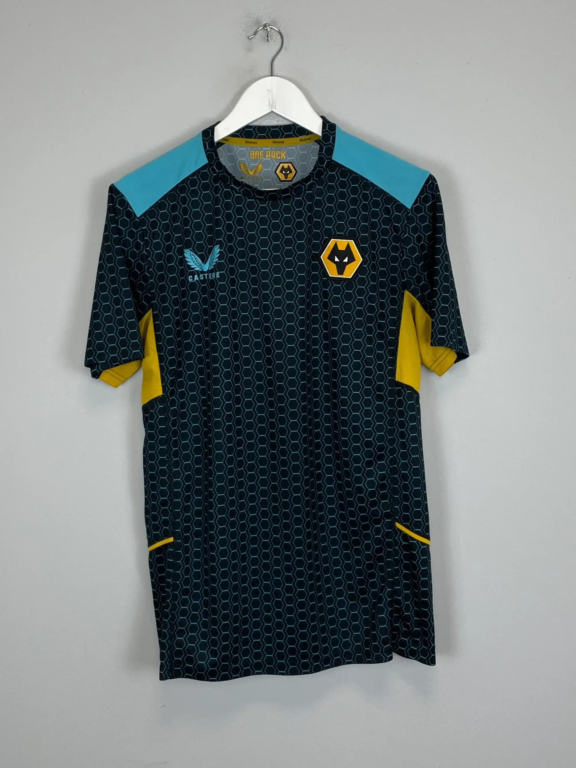 CULT KITS - 2021/22 WOLVES TRAINING SHIRT (M) CASTORE