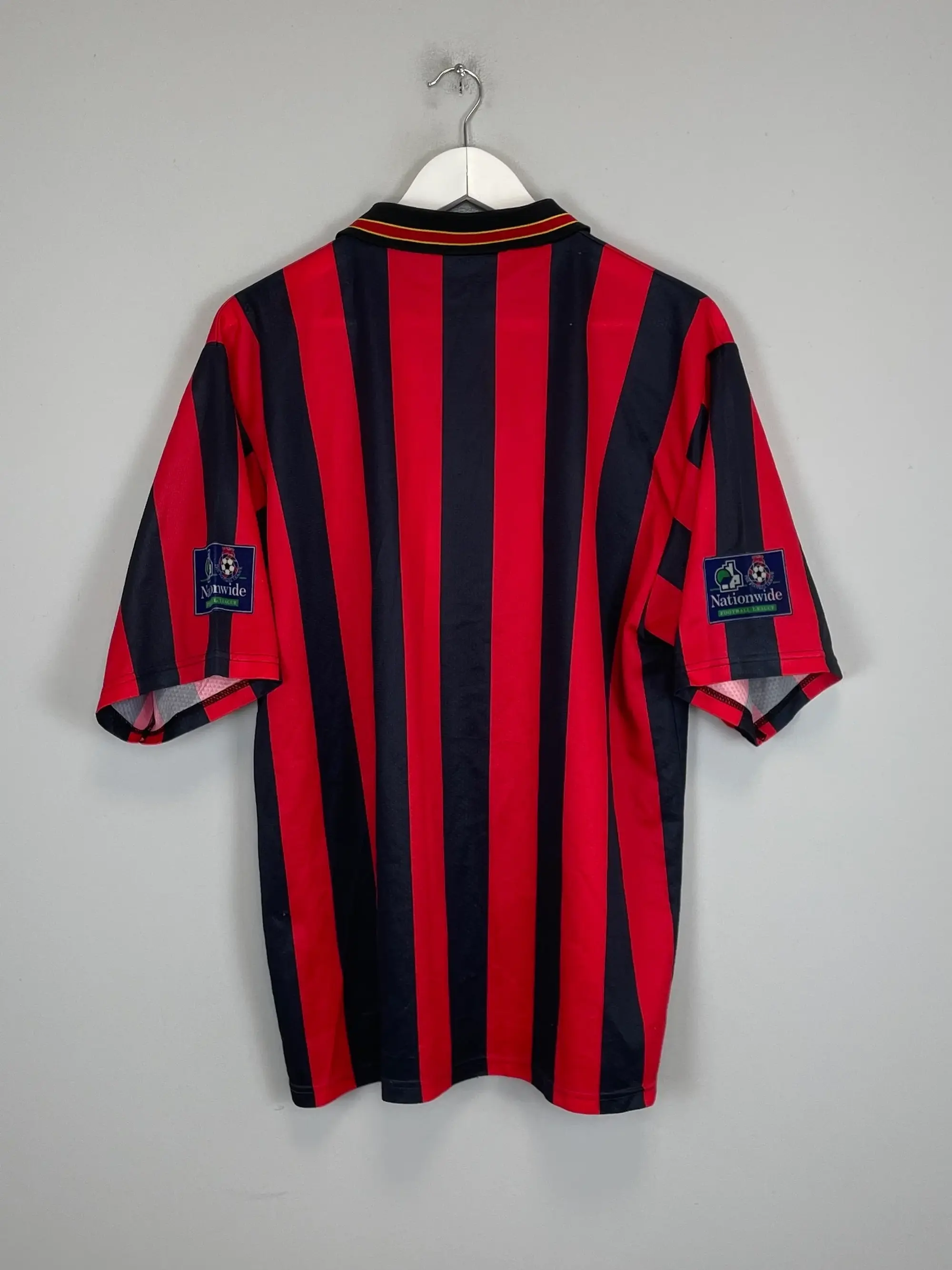 CULT KITS - 1996/98 WATFORD AWAY SHIRT (XL) MIZUNO