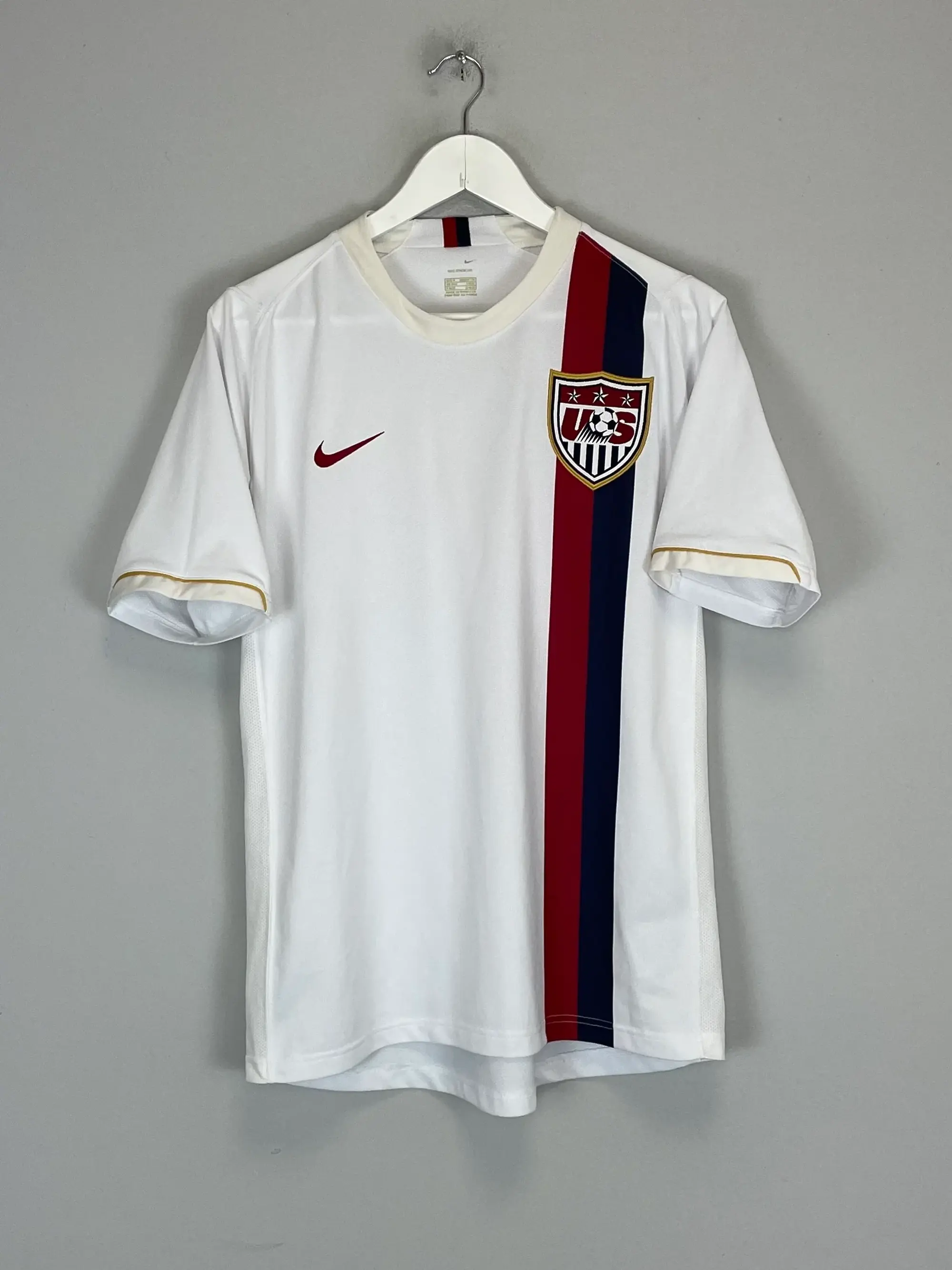 CULT KITS - 2006/07 USA HOME SHIRT (M) NIKE