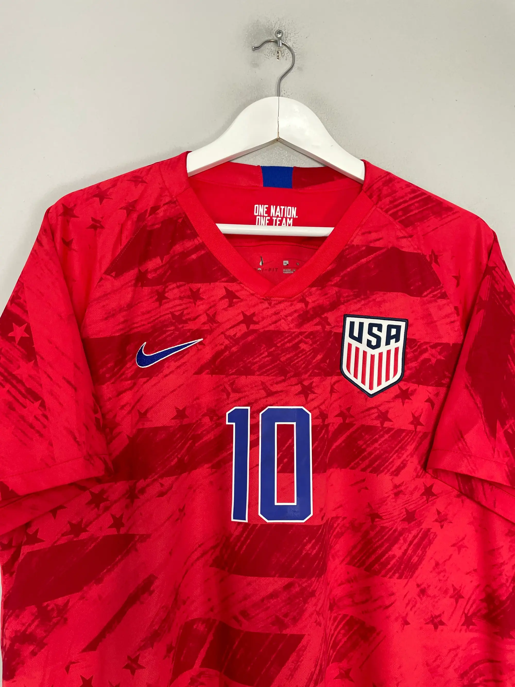CULT KITS - 2018/20 USA PULISIC #10 AWAY SHIRT (XL) NIKE