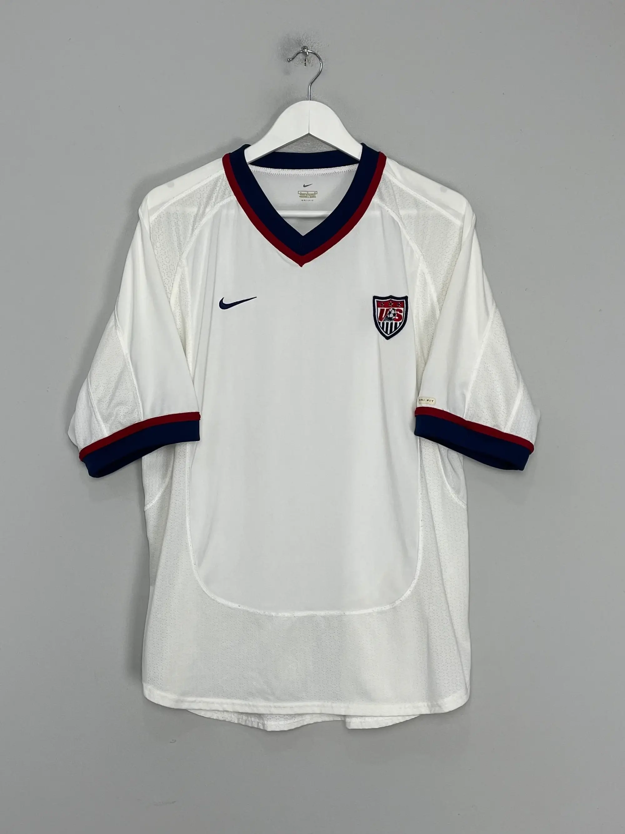 CULT KITS - 2000/01 USA HOME SHIRT (L) NIKE