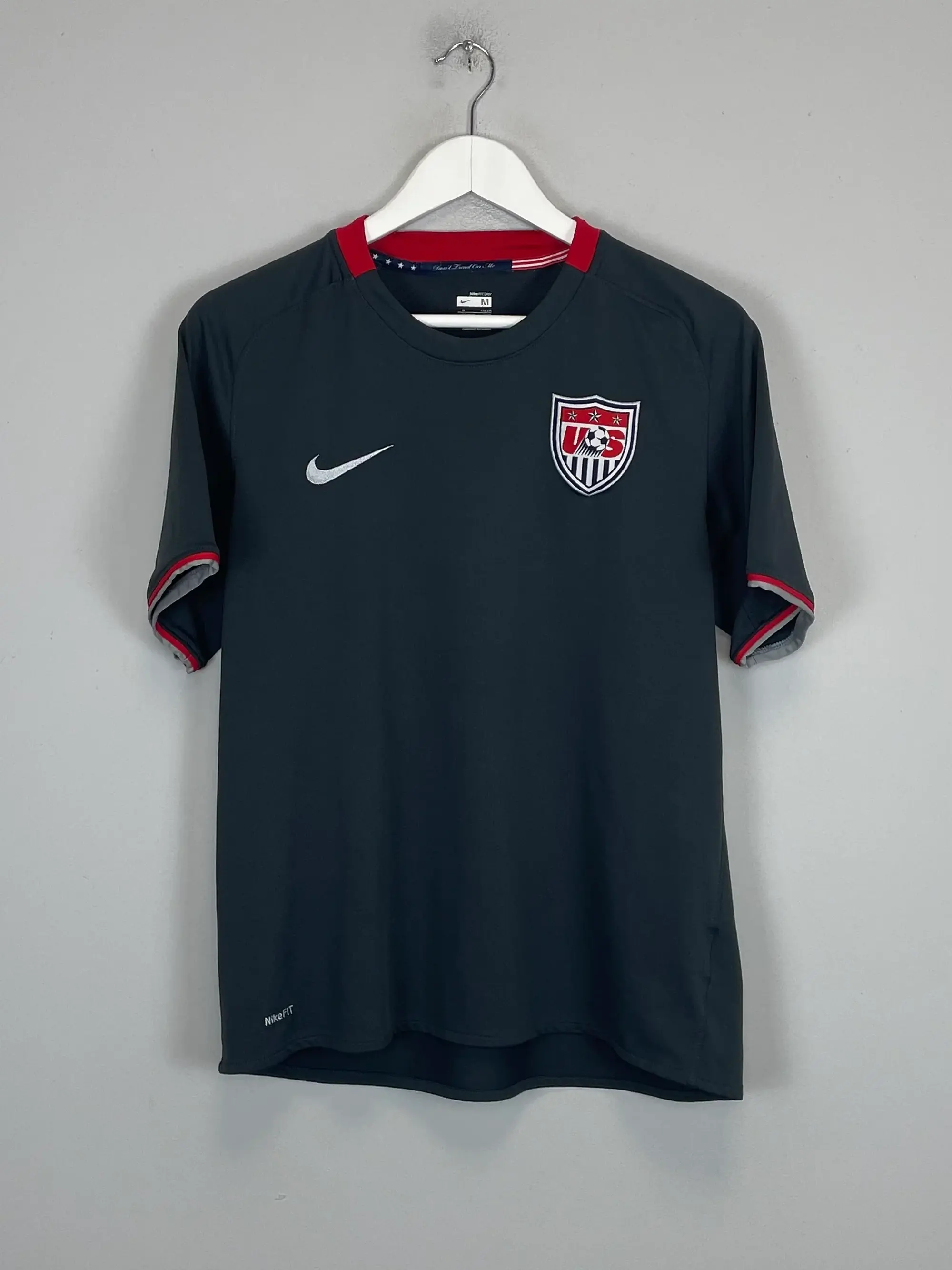 CULT KITS - 2008/10 USA AWAY SHIRT (M) NIKE