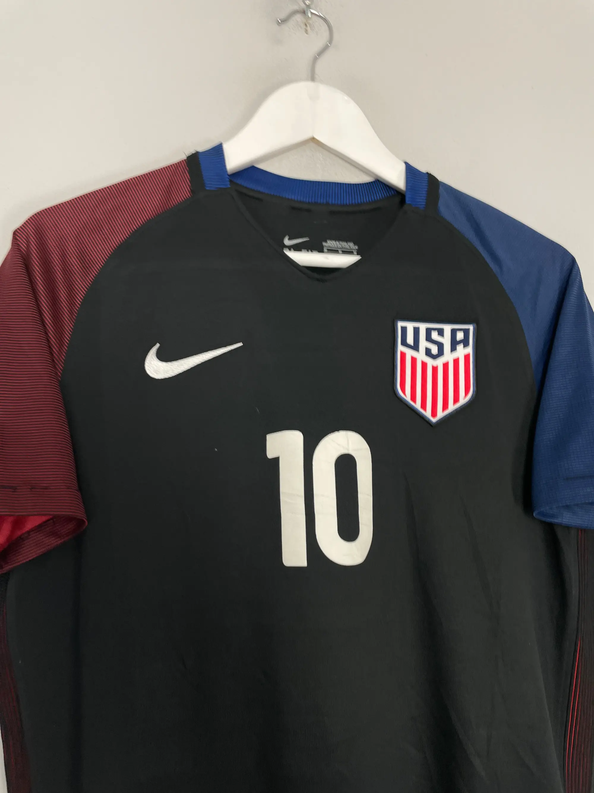 CULT KITS - 2015/16 USA PULISIC #10 AWAY SHIRT (M) NIKE