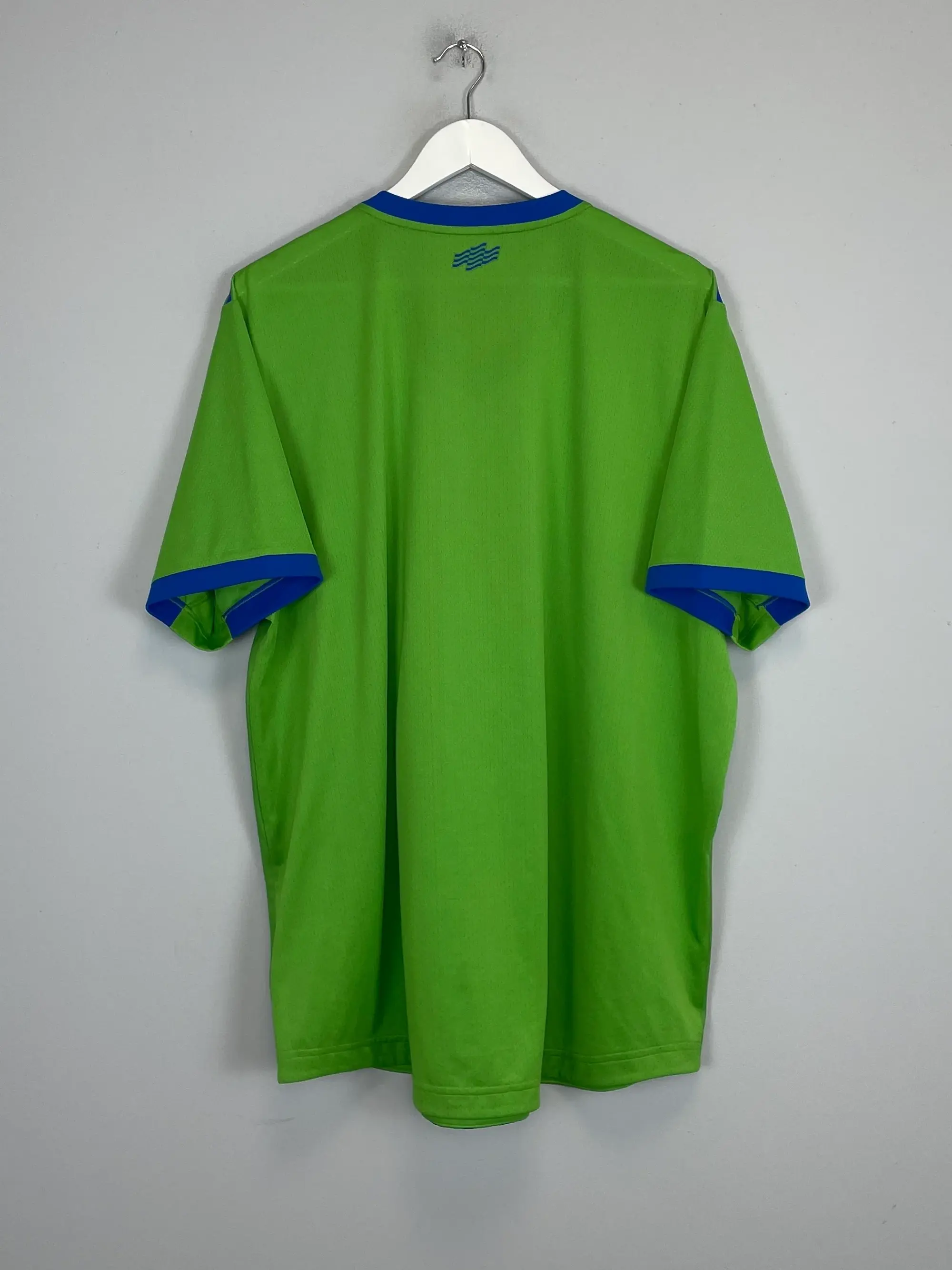 CULT KITS - 2001/02 UNIVERSIDAD DE CHILE HOME SHIRT (L) ADIDAS
