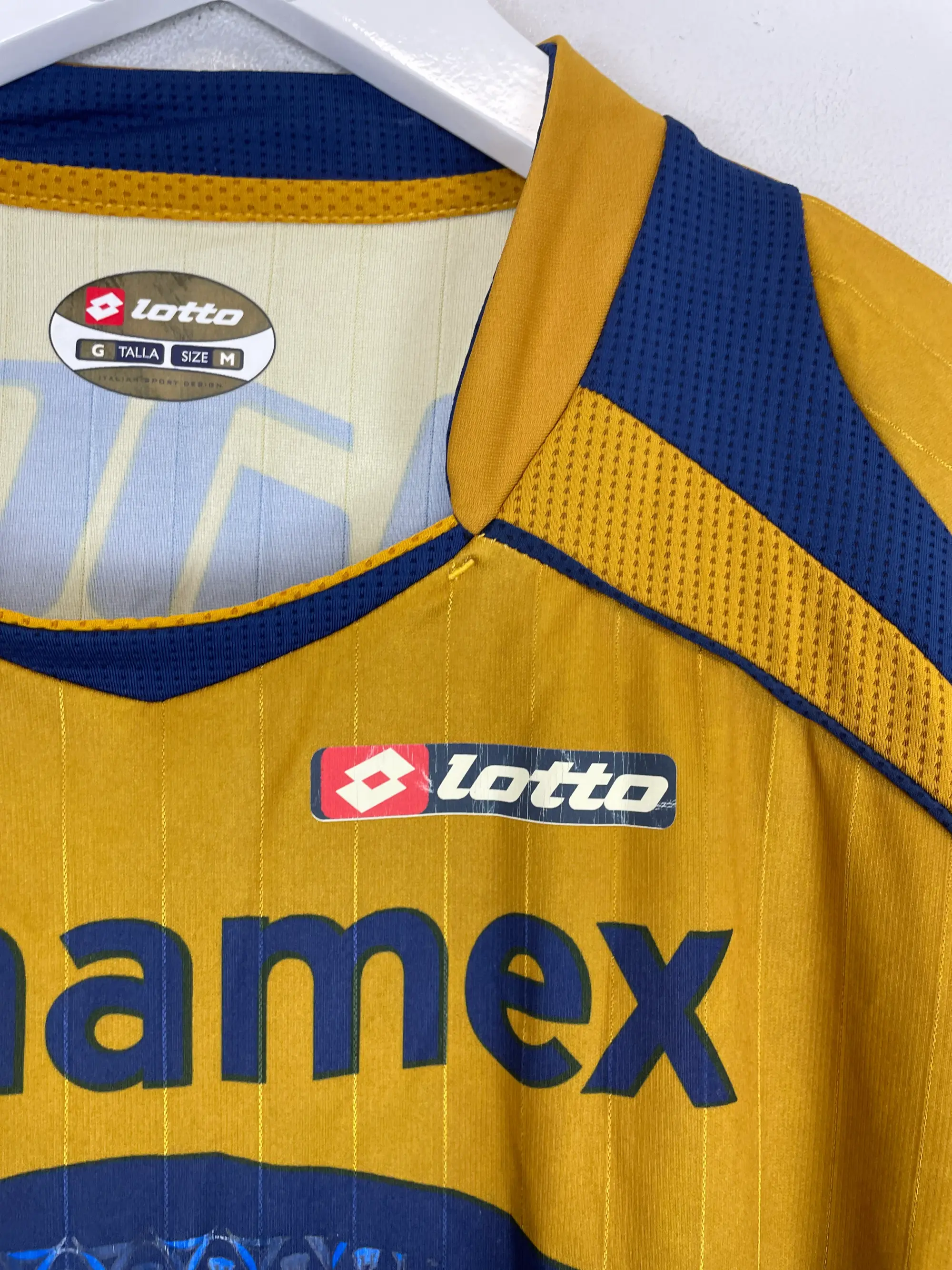 CULT KITS - 2009/10 UNAM PUMAS THIRD SHIRT (M) LOTTO
