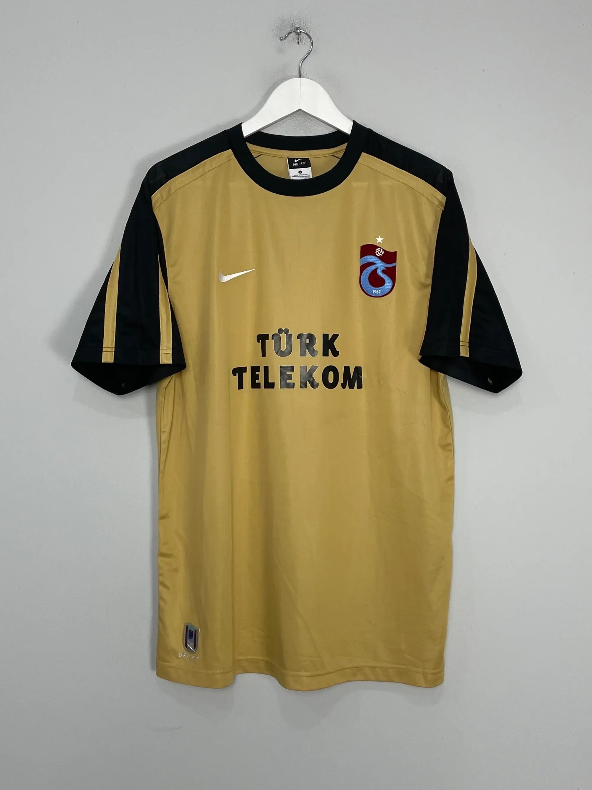 CULT KITS - 2011/12 TRABZONSPOR THIRD SHIRT (L) NIKE