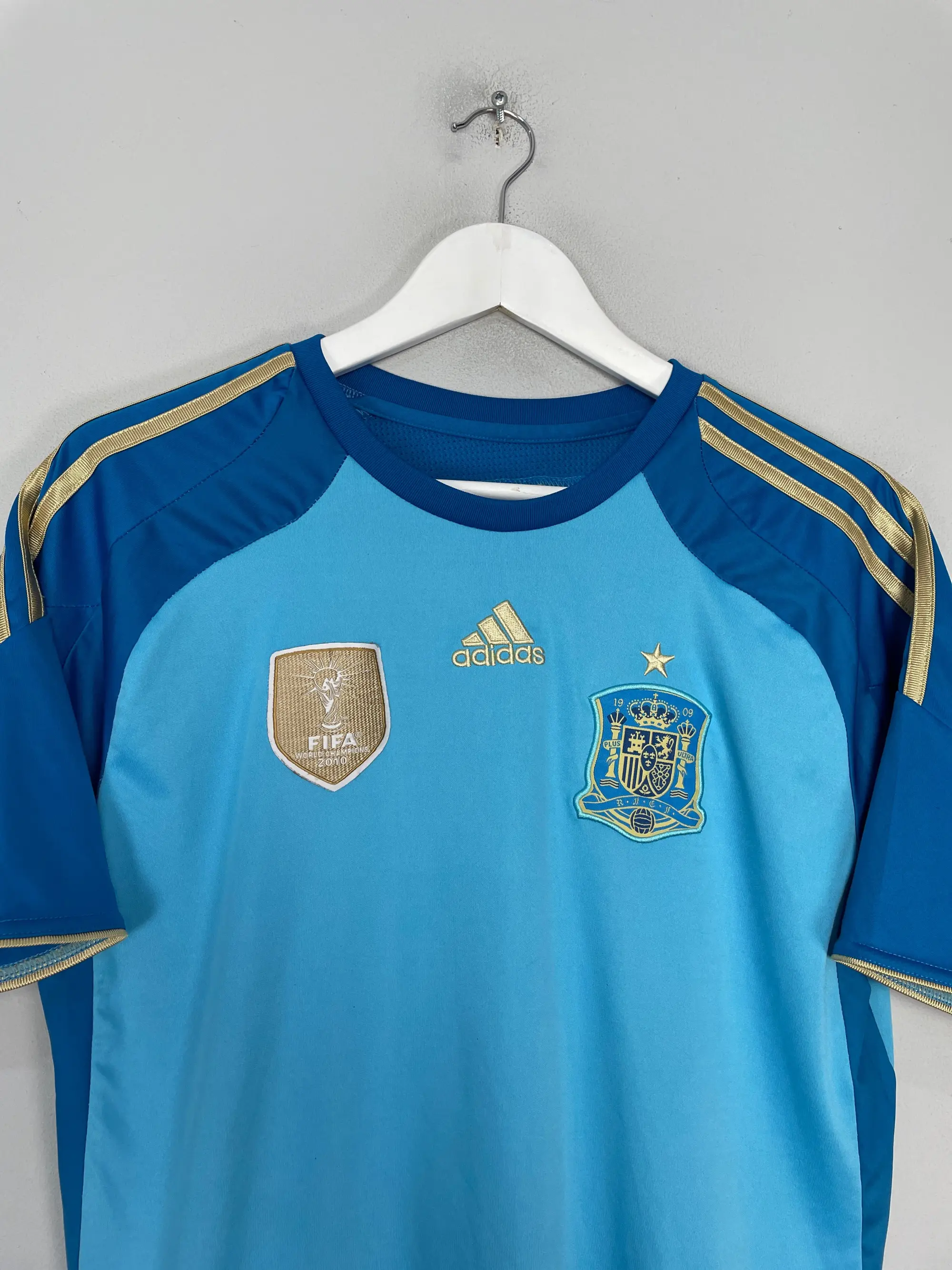CULT KITS - 2009/10 TORONTO FC HOME SHIRT (L) ADIDAS