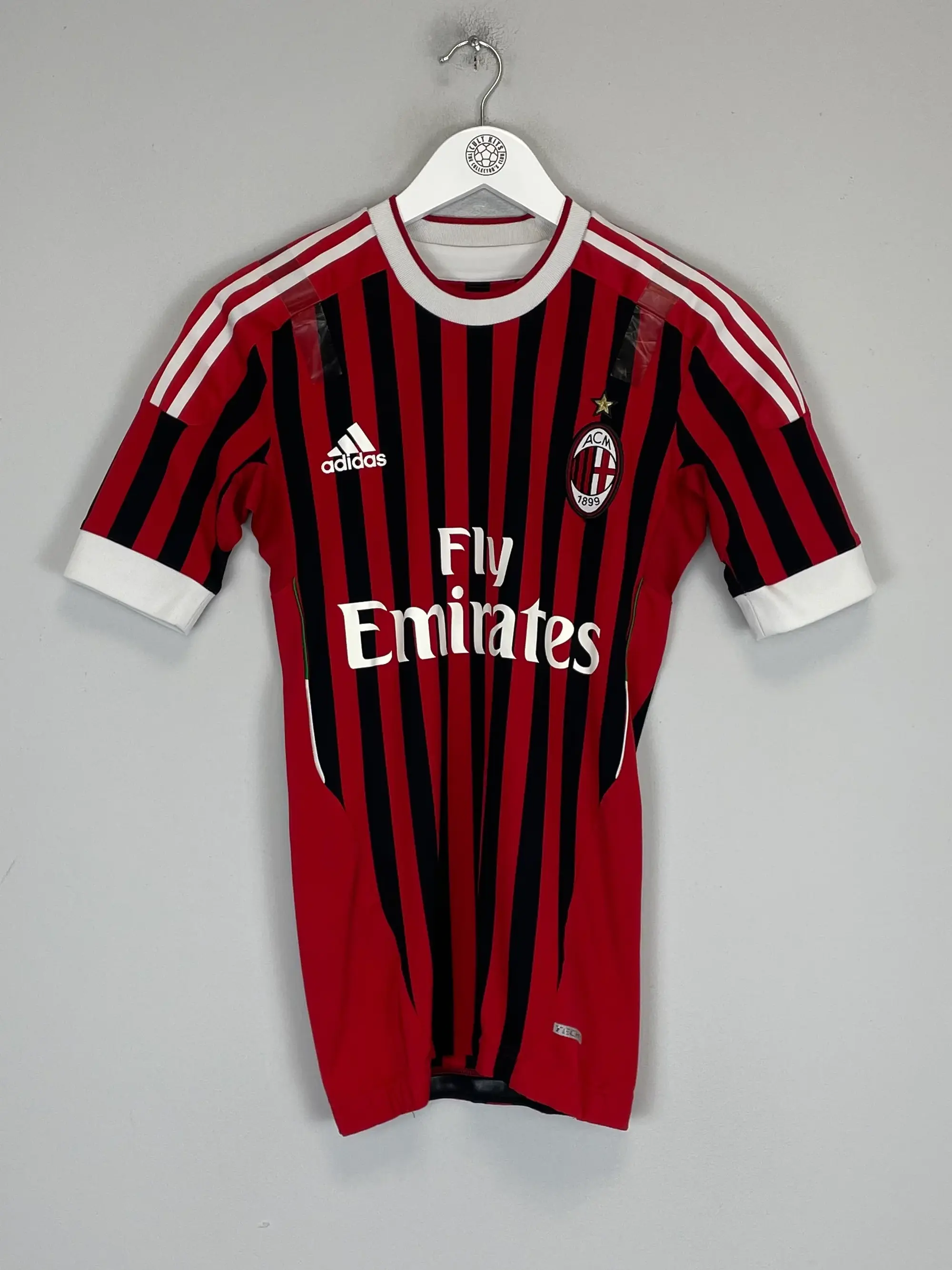 CULT KITS - 1980'S ADIDAS TEMPLATE SHIRT (M)
