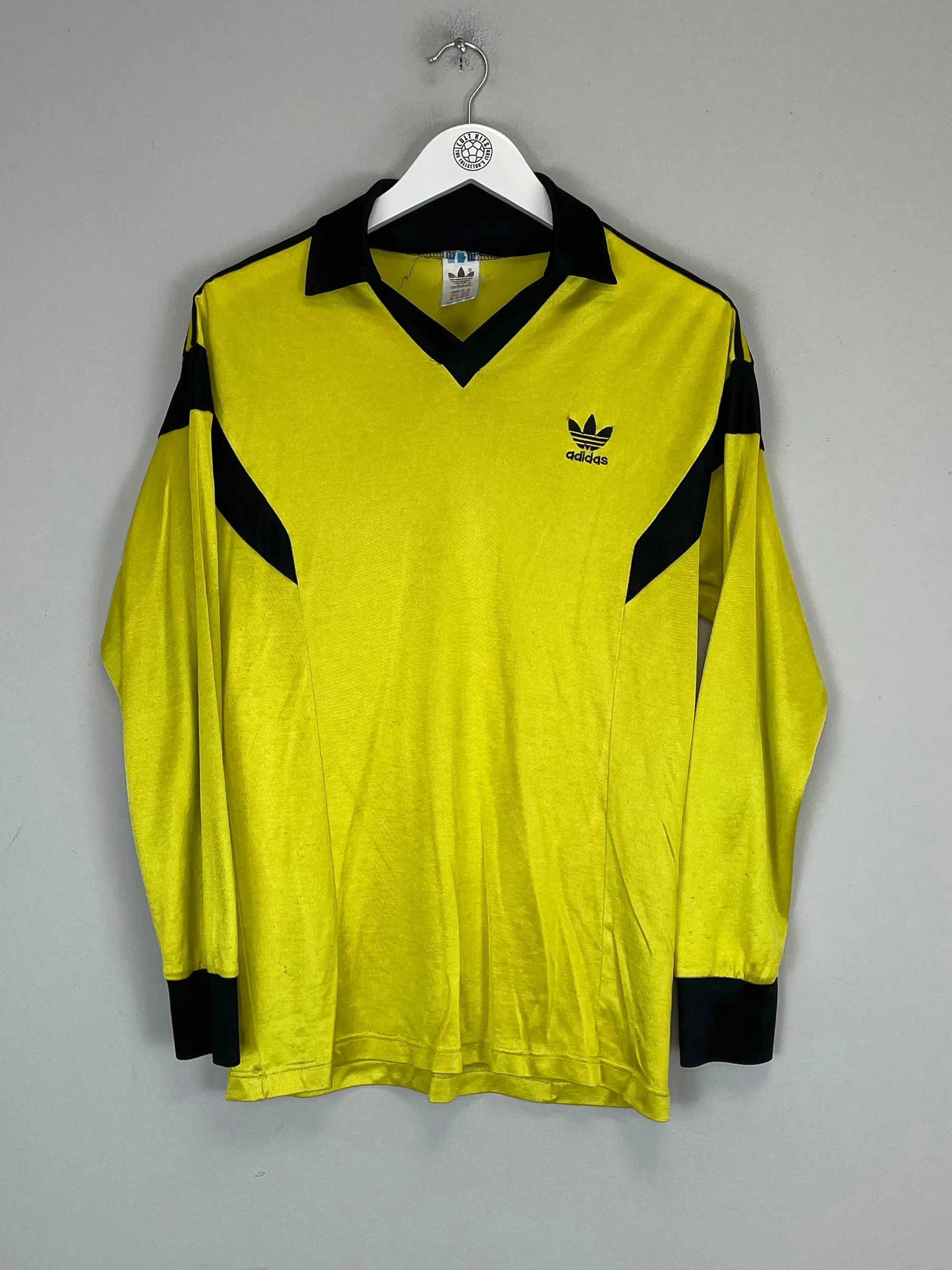 CULT KITS - 1980'S ADIDAS TEMPLATE SHIRT (M)
