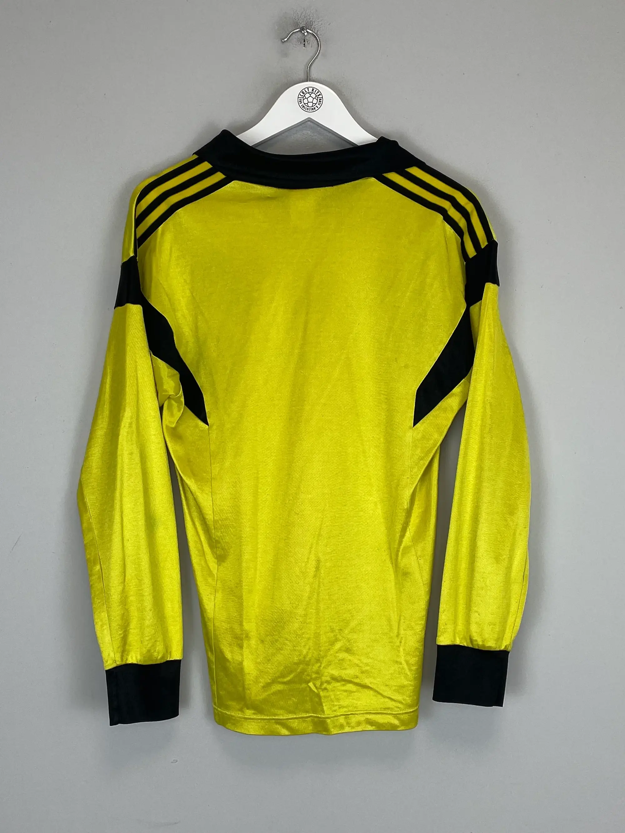CULT KITS - 1980'S ADIDAS TEMPLATE SHIRT (M)