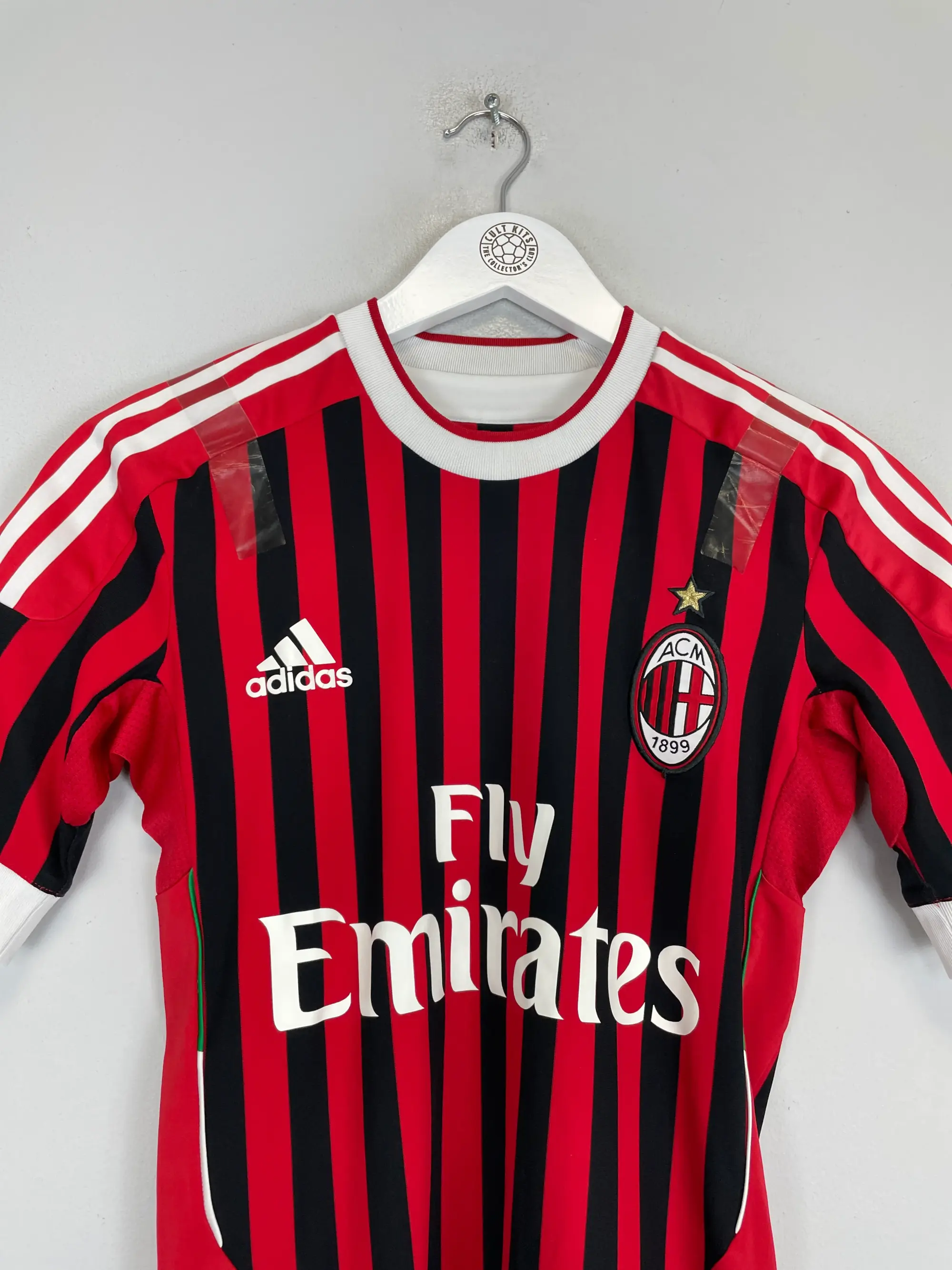 CULT KITS - 1980'S ADIDAS TEMPLATE SHIRT (M)