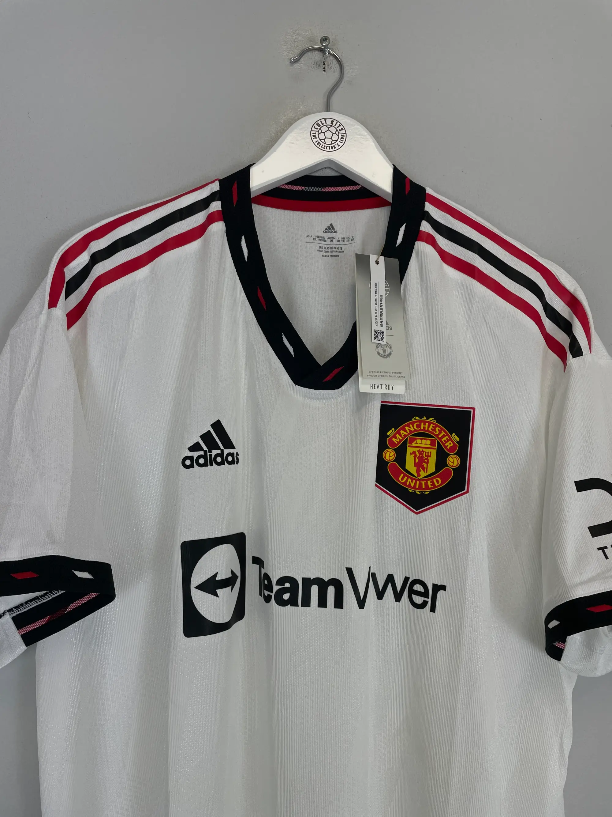 CULT KITS - 1998/99 SWEDEN #10 HOME SHIRT (L) ADIDAS