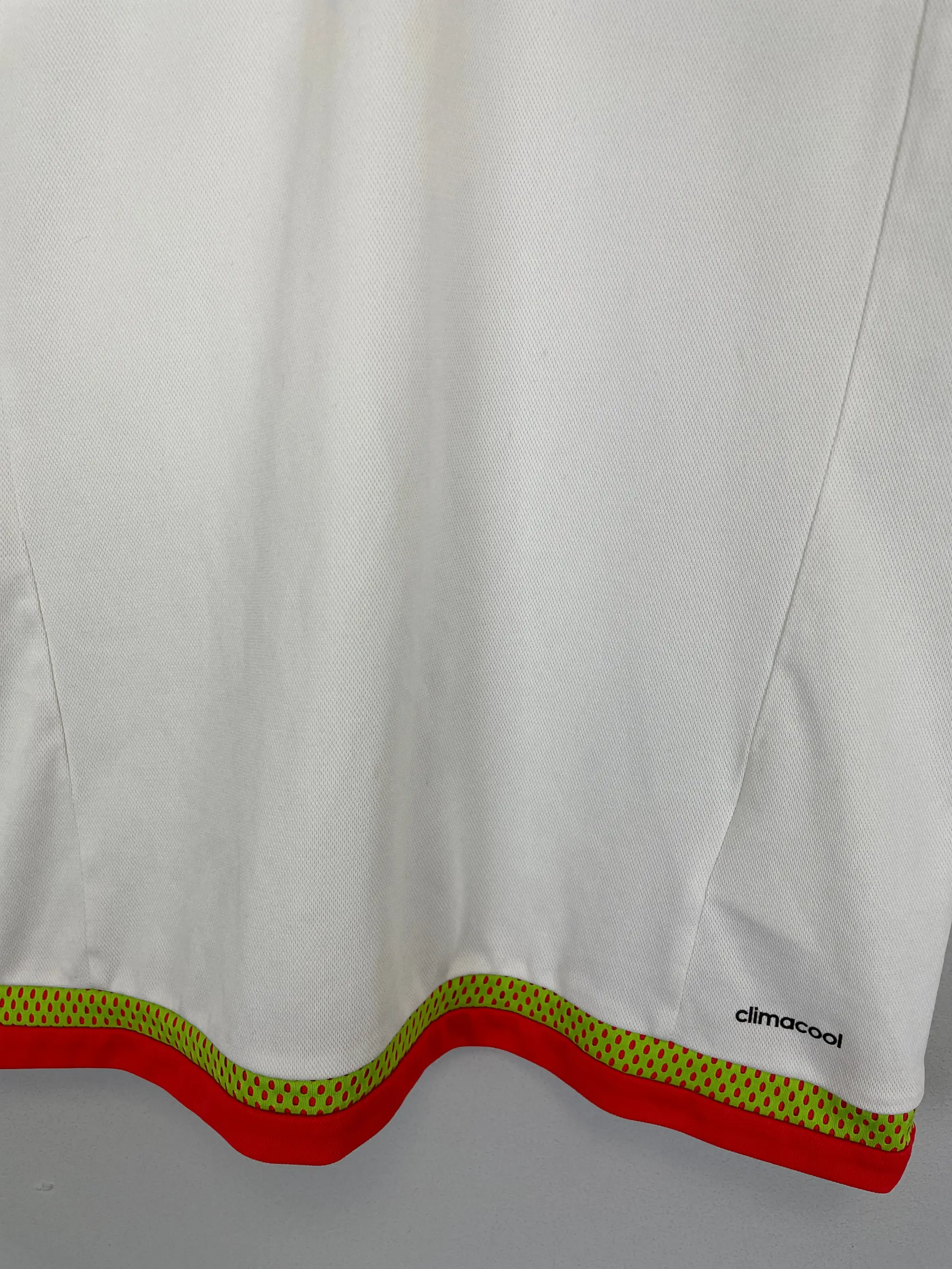 CULT KITS - 1992/94 SWEDEN HOME SHIRT (L) ADIDAS