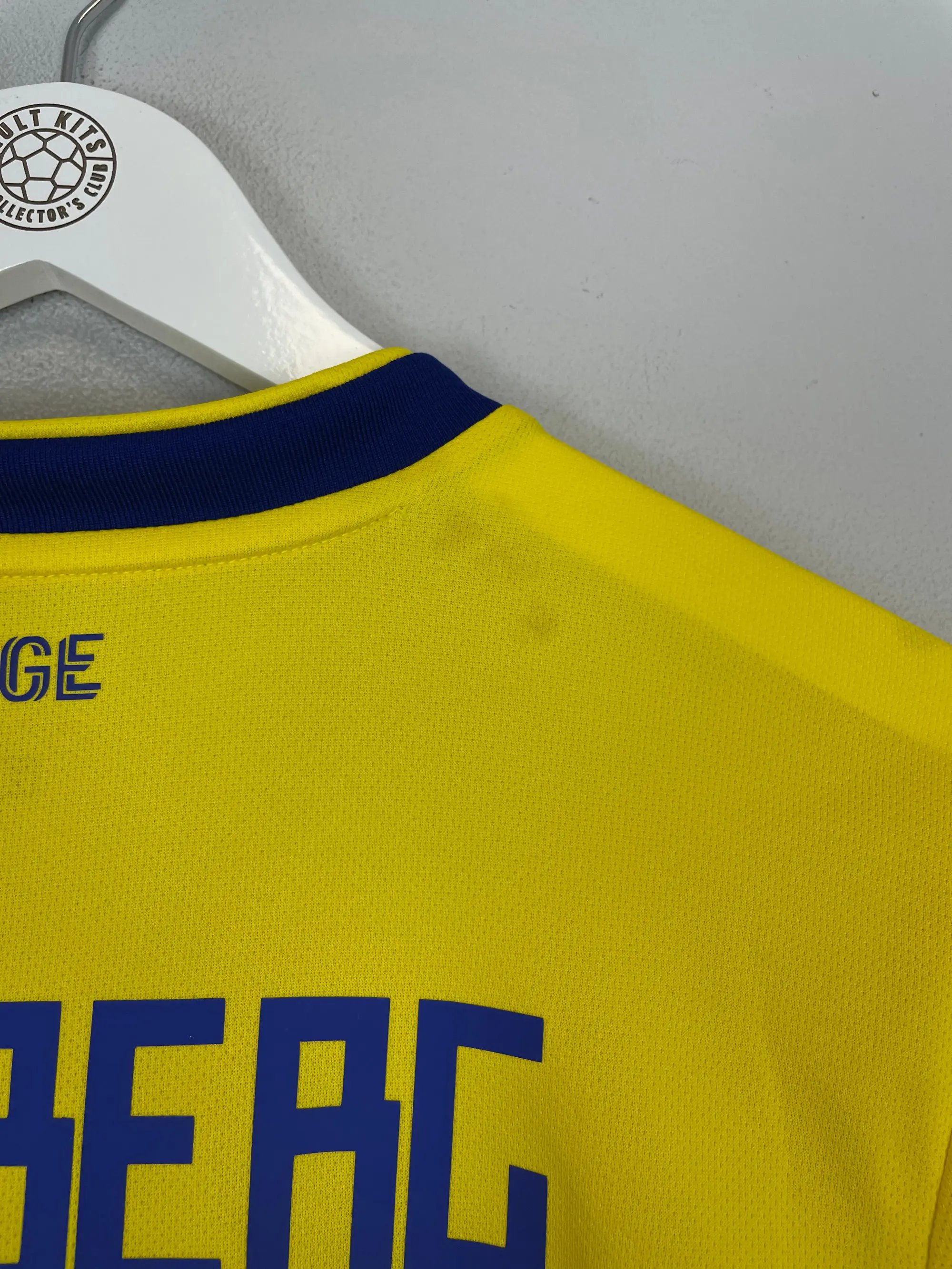 CULT KITS - 2018/20 SWEDEN FORSBERG #10 HOME SHIRT (M) ADIDAS