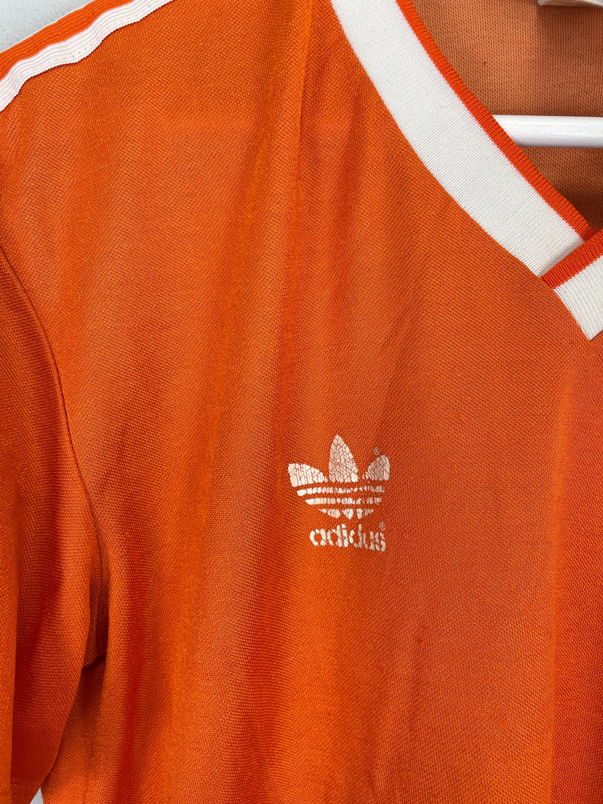 CULT KITS - 1998/99 SWEDEN HOME SHIRT (XL) ADIDAS