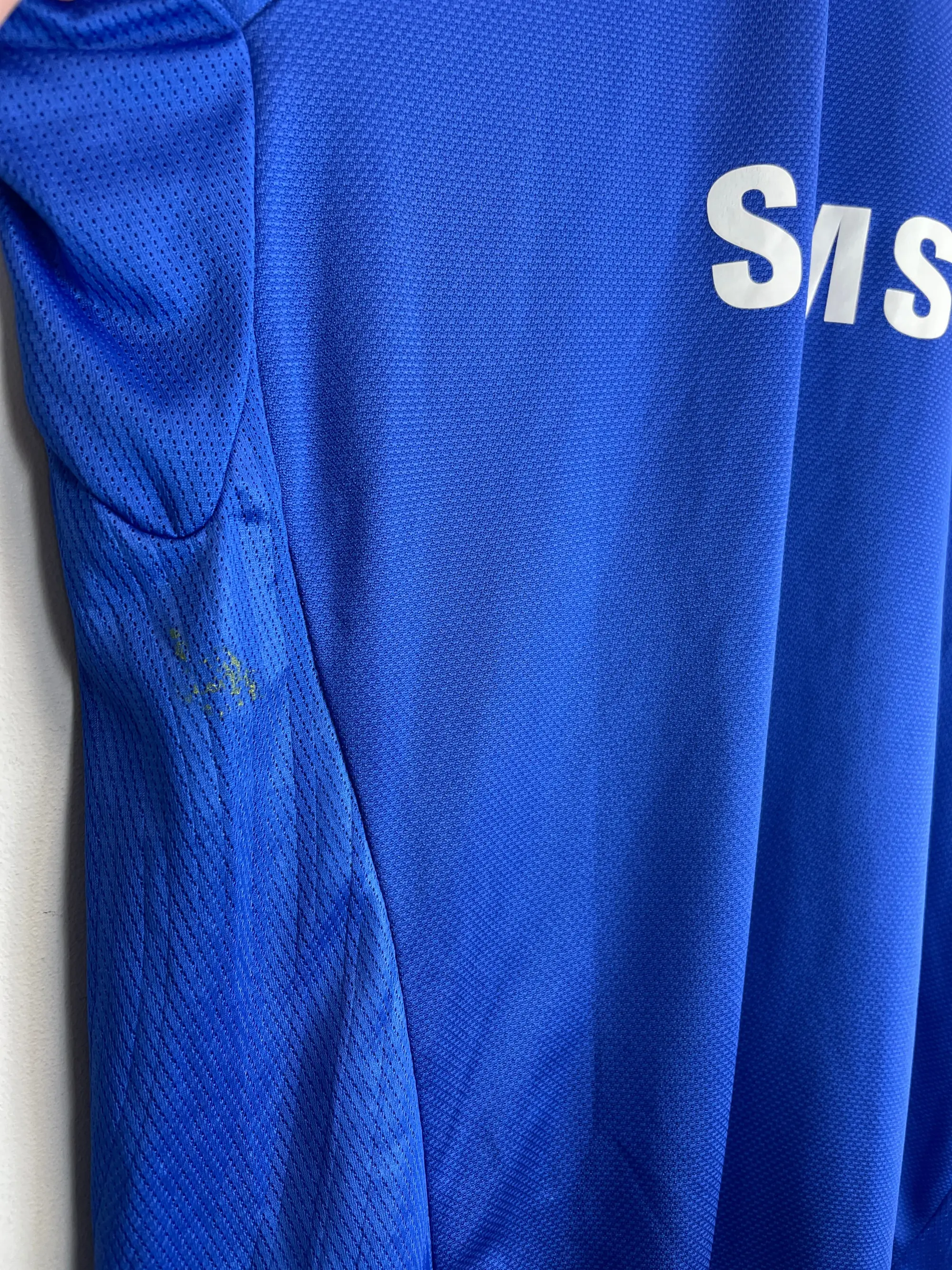 CULT KITS - 1998/00 SWEDEN #11 AWAY SHIRT (M) ADIDAS