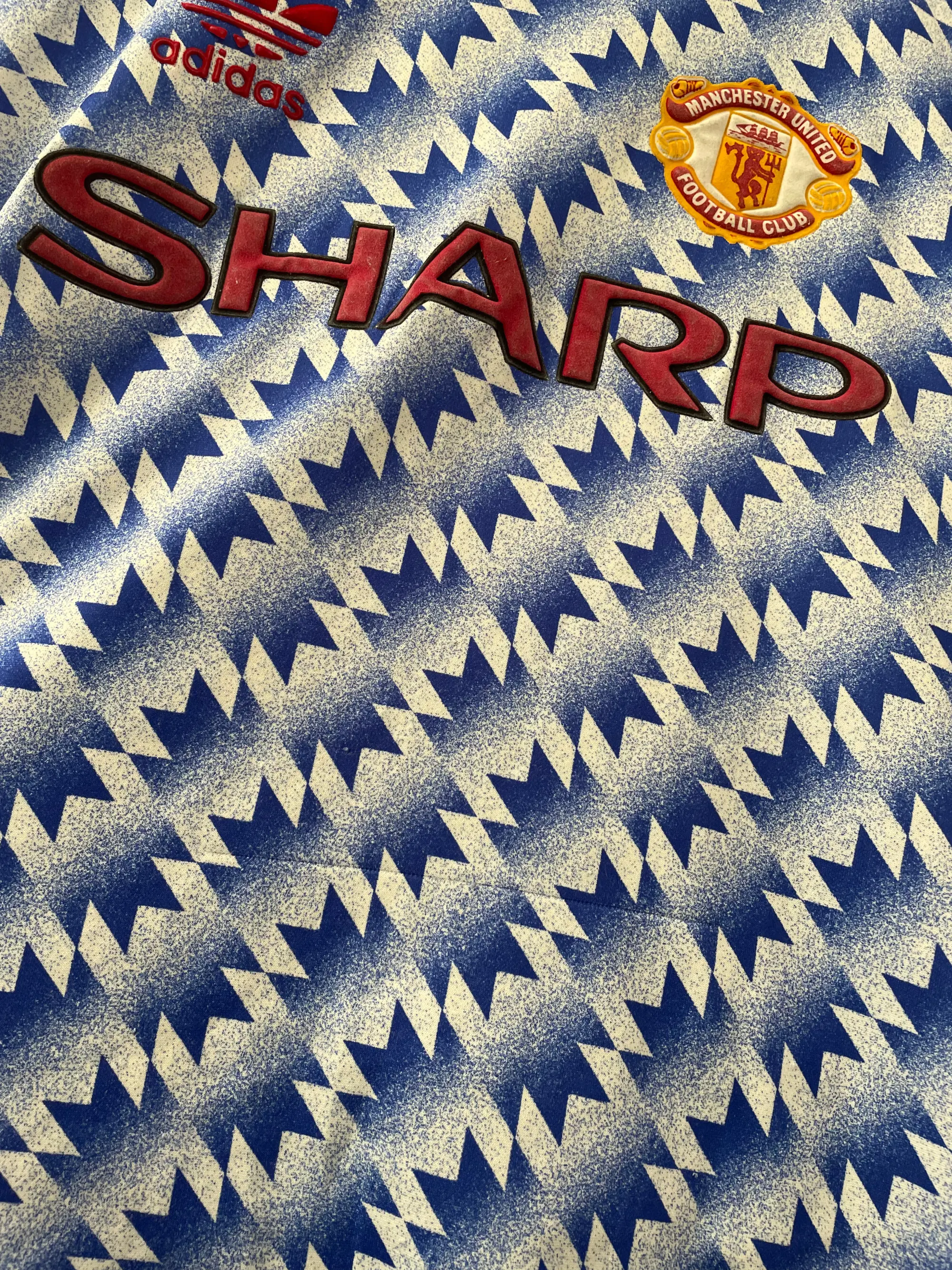 CULT KITS - 1993/94 STANDARD LIEGE #9 HOME SHIRT (L) ADIDAS