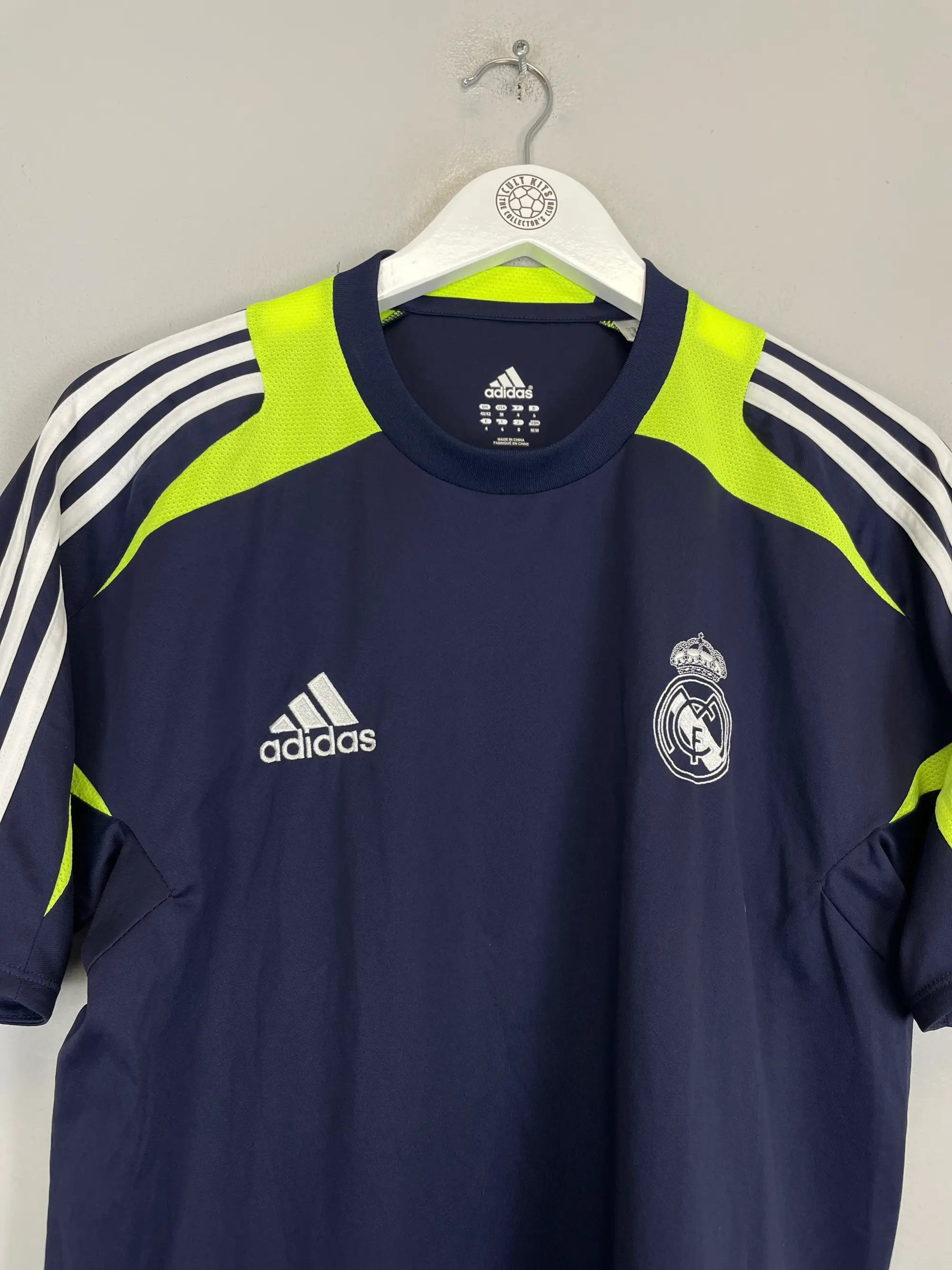 CULT KITS - 2017/18 REAL MADRID TRAINING SHIRT (S) ADIDAS