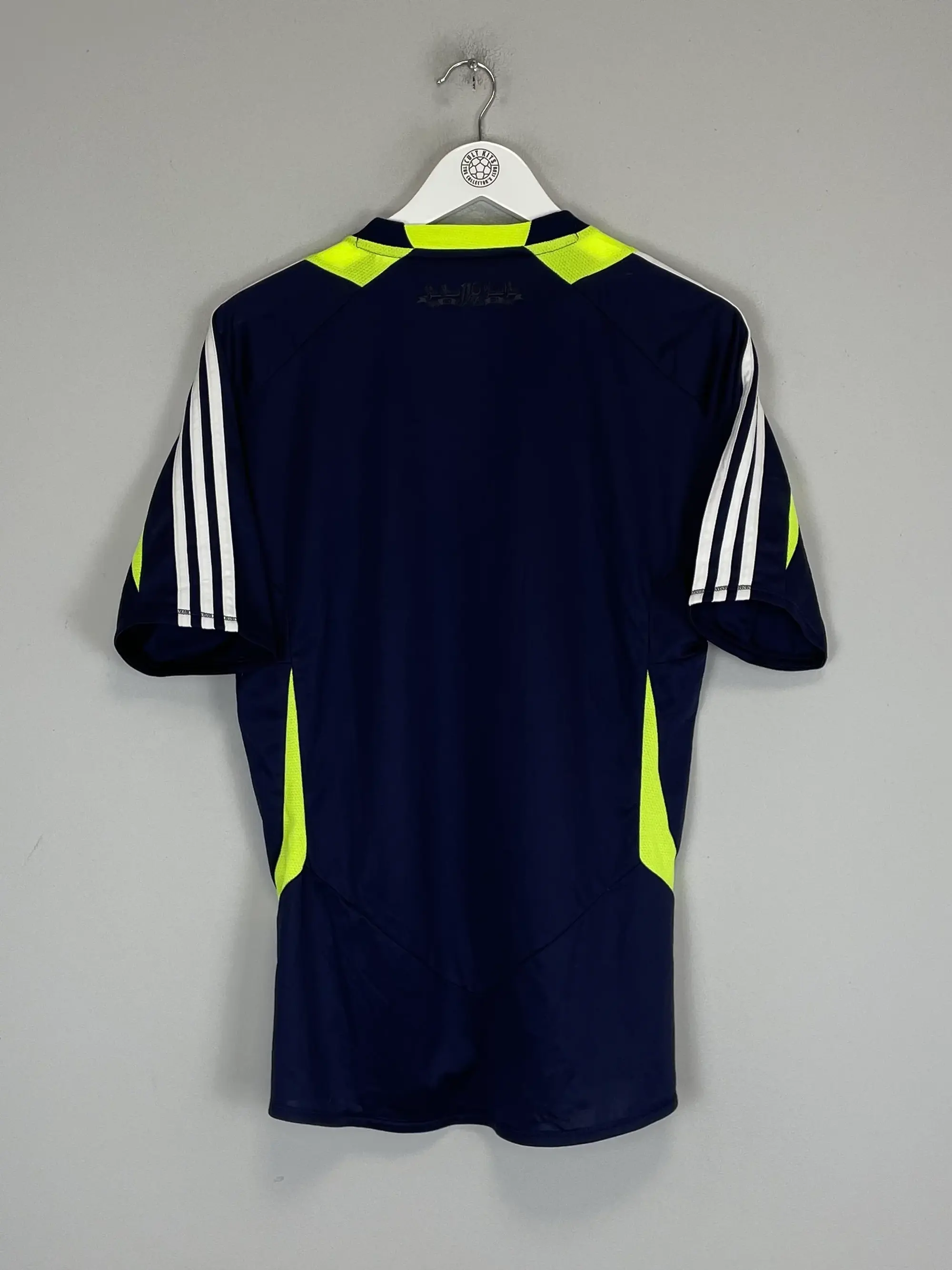 CULT KITS - 2017/18 REAL MADRID TRAINING SHIRT (S) ADIDAS